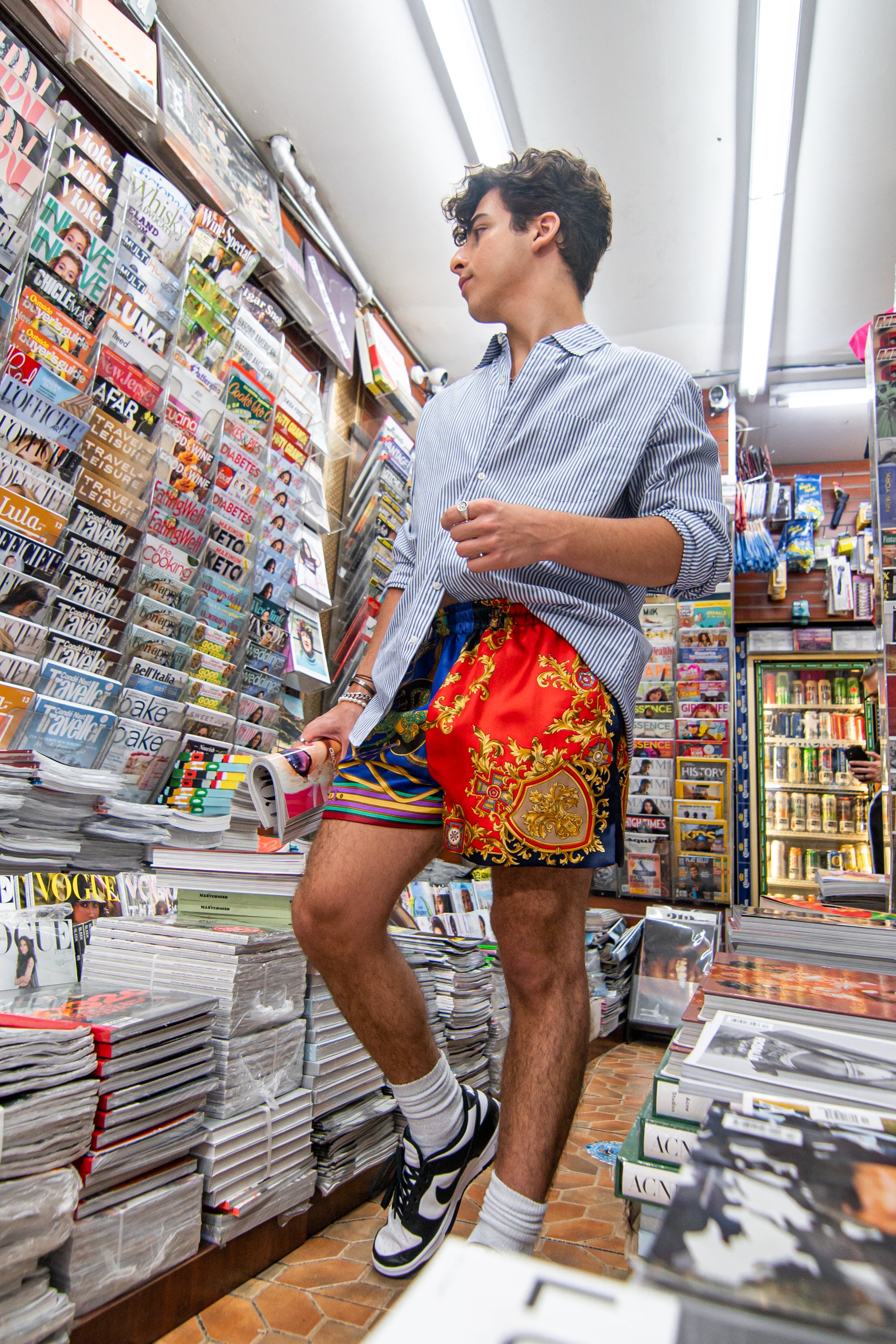 Weird English_Iconic Magazine_Luaggz_July 2021-07.jpg