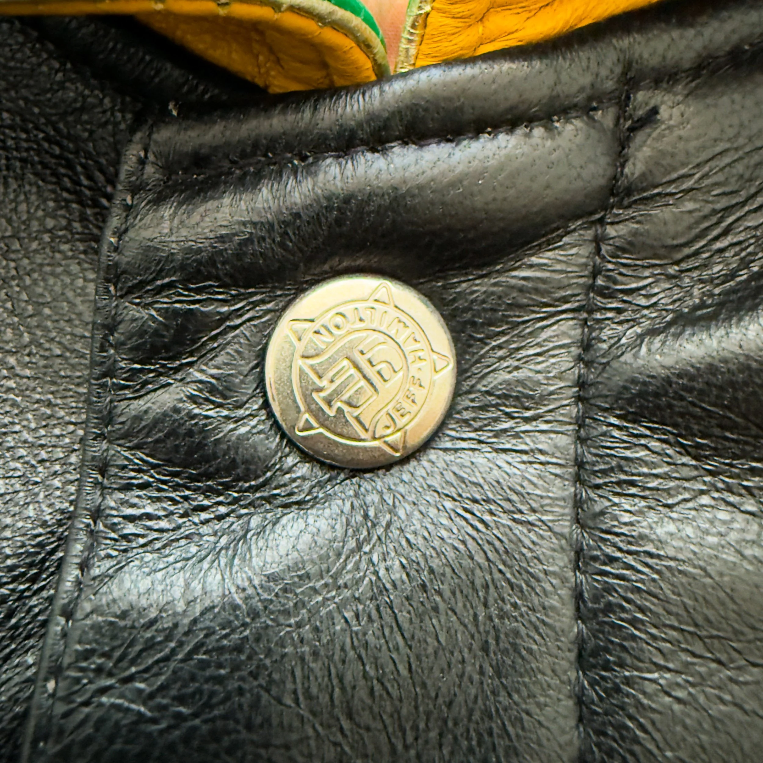 World-Cup-USA-1994-Vintage-Authentic-Licensed-Jacket-Nutmeg-Mills-Adidas-Italy-USA-Brazil-Jeff-Hamilton-APEX One-Snickers-083.jpg