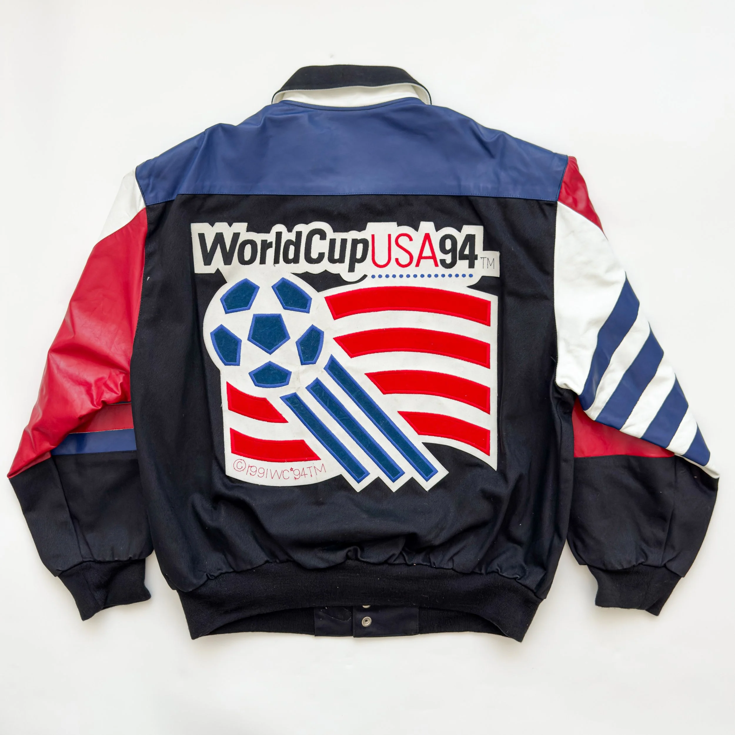 World-Cup-USA-1994-Vintage-Authentic-Licensed-Jacket-Nutmeg-Mills-Adidas-Italy-USA-Brazil-Jeff-Hamilton-APEX One-Snickers-062.jpg
