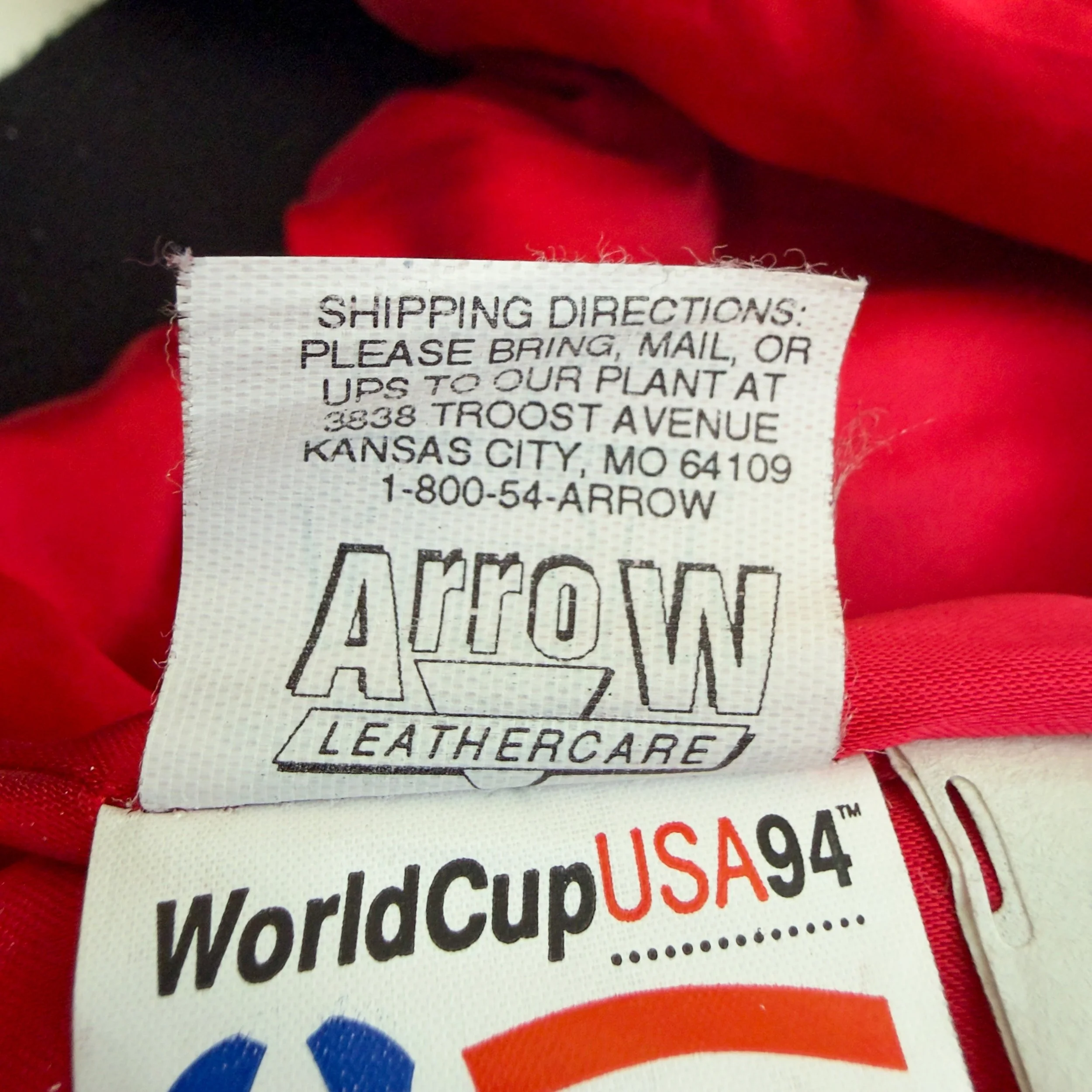 World-Cup-USA-1994-Vintage-Authentic-Licensed-Jacket-Nutmeg-Mills-Adidas-Italy-USA-Brazil-Jeff-Hamilton-APEX One-Snickers-049.jpg