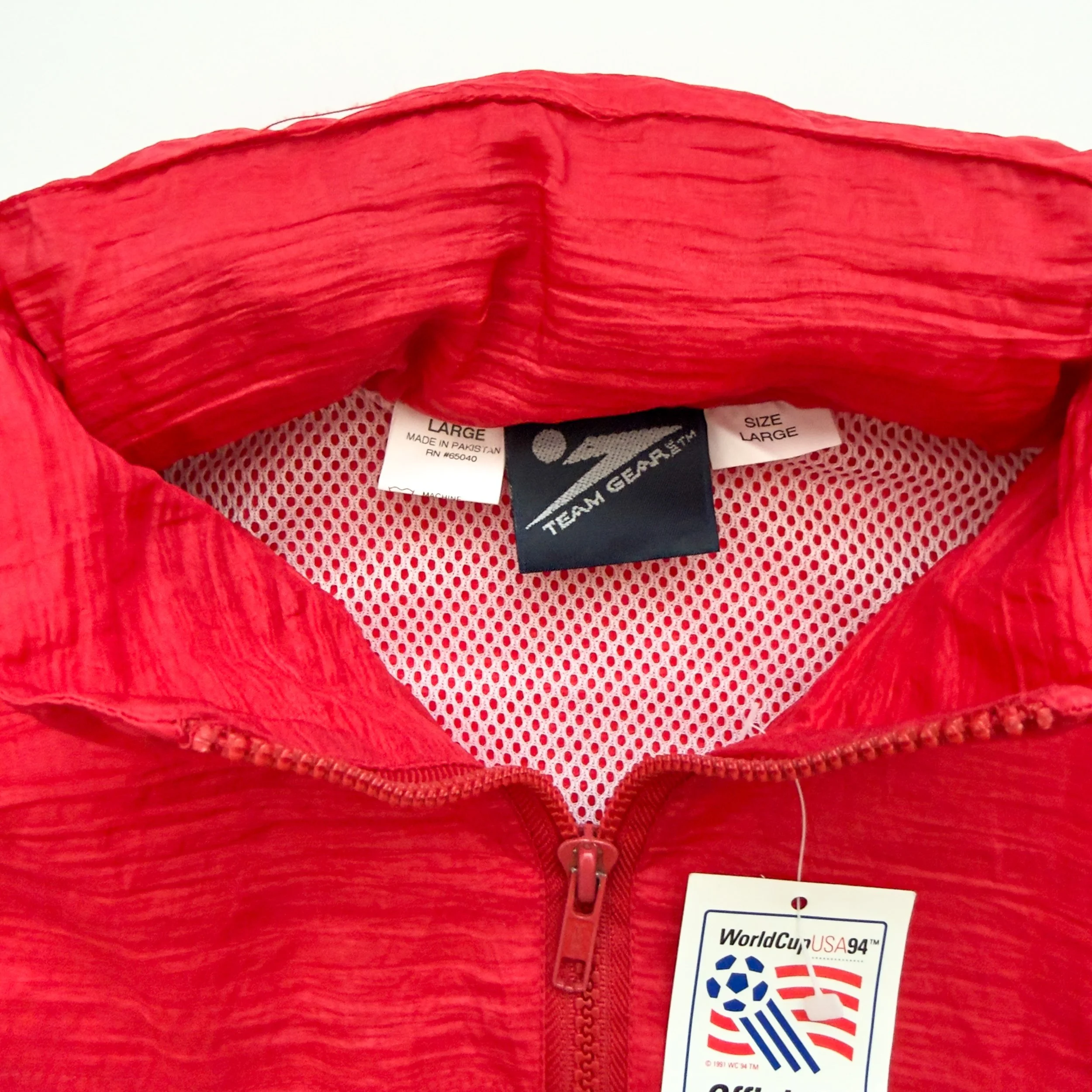 World-Cup-USA-1994-Vintage-Authentic-Licensed-Jacket-Nutmeg-Mills-Adidas-Italy-USA-Brazil-Jeff-Hamilton-APEX One-Snickers-133.jpg