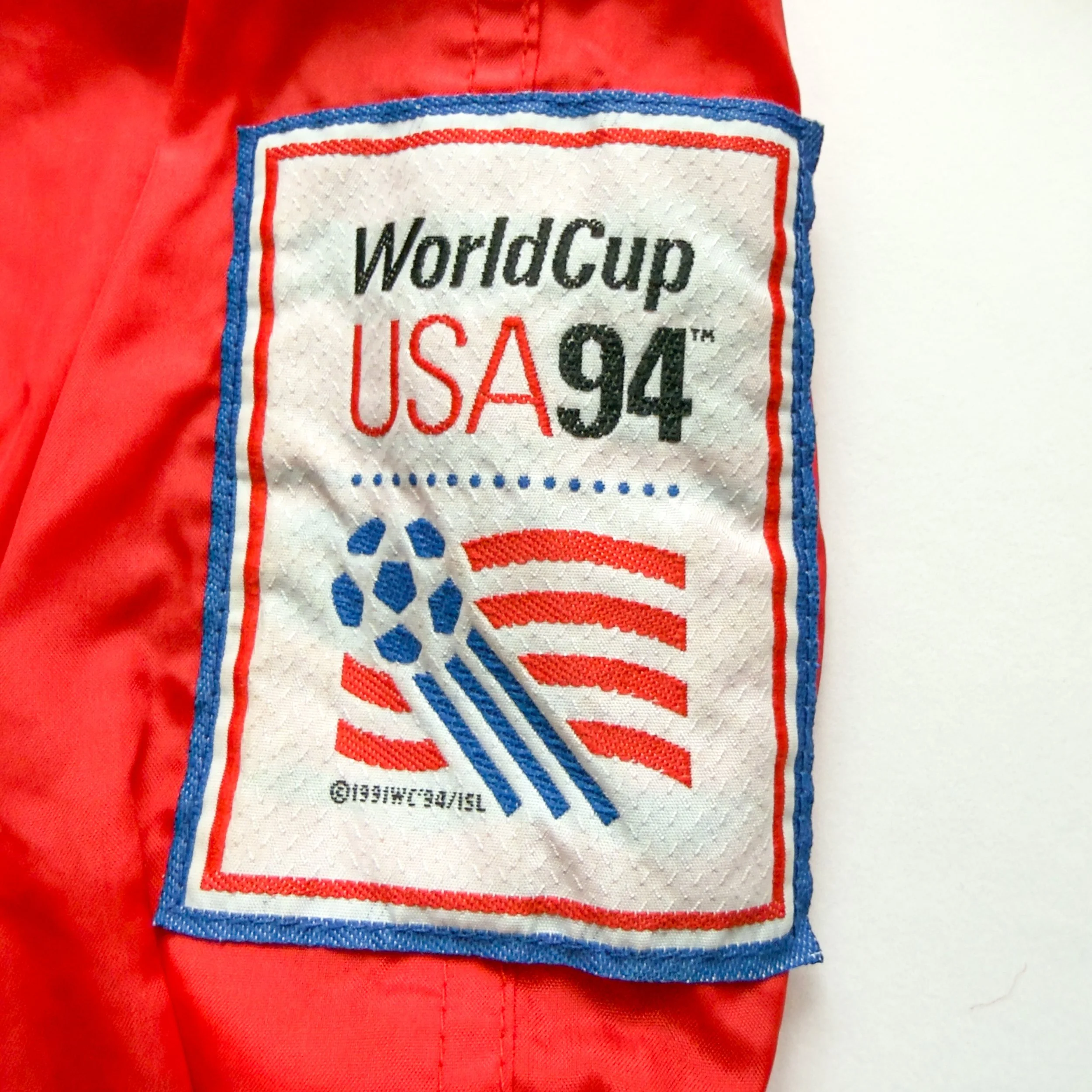 World-Cup-USA-1994-Nylon-APEX-Jacket-NEW-YORK-NEW-JERSEY-Mexico-GERMANY-SPAIN-BOSTON-CANADA-LOS ANGELES-IRLEAND-DALLAS-ITALY-WASHINGTON__PG.CUSTOM.3500PX.90.SCREEN.LOW.sRGB-12.jpg