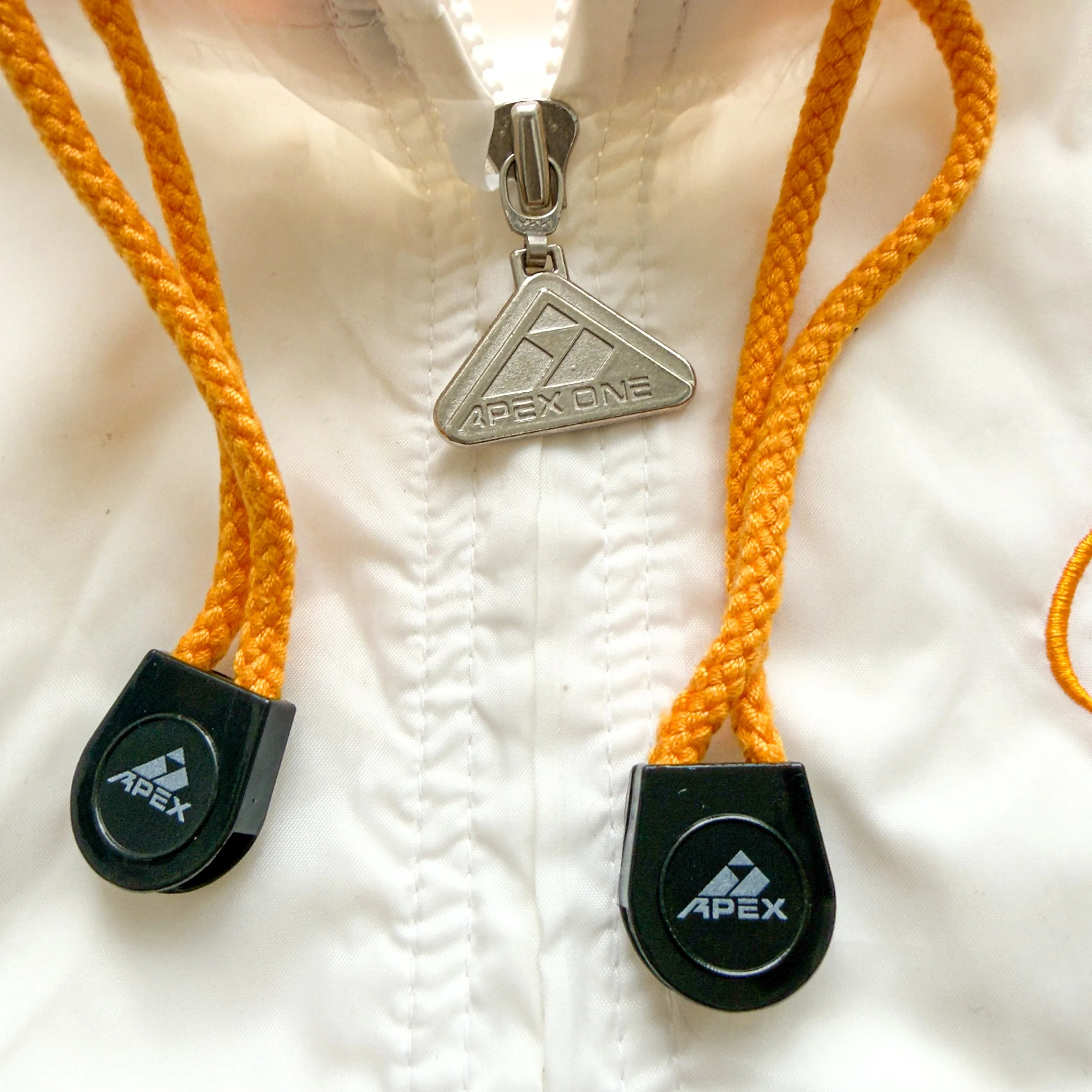 World-Cup-USA-1994-Nylon-APEX-Jacket-NEW-YORK-NEW-JERSEY-Mexico-GERMANY-SPAIN-BOSTON-CANADA-LOS ANGELES-IRLEAND-DALLAS-ITALY-WASHINGTON__PG.CUSTOM.3500PX.90.SCREEN.LOW.sRGB-25.jpg