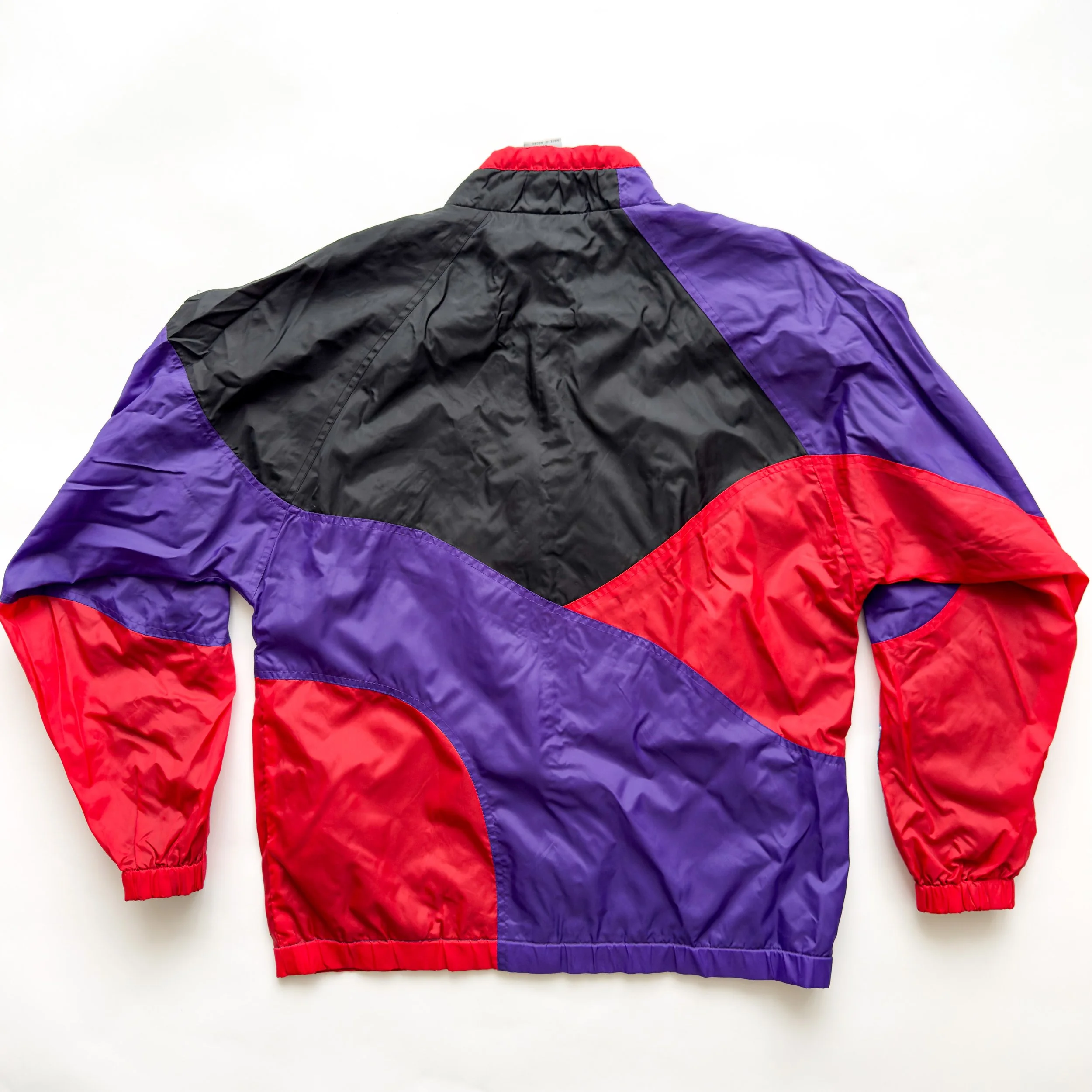 World-Cup-USA-1994-Nylon-APEX-Jacket-NEW-YORK-NEW-JERSEY-Mexico-GERMANY-SPAIN-BOSTON-CANADA-LOS ANGELES-IRLEAND-DALLAS-ITALY-WASHINGTON__PG.CUSTOM.3500PX.90.SCREEN.LOW.sRGB-33.jpg