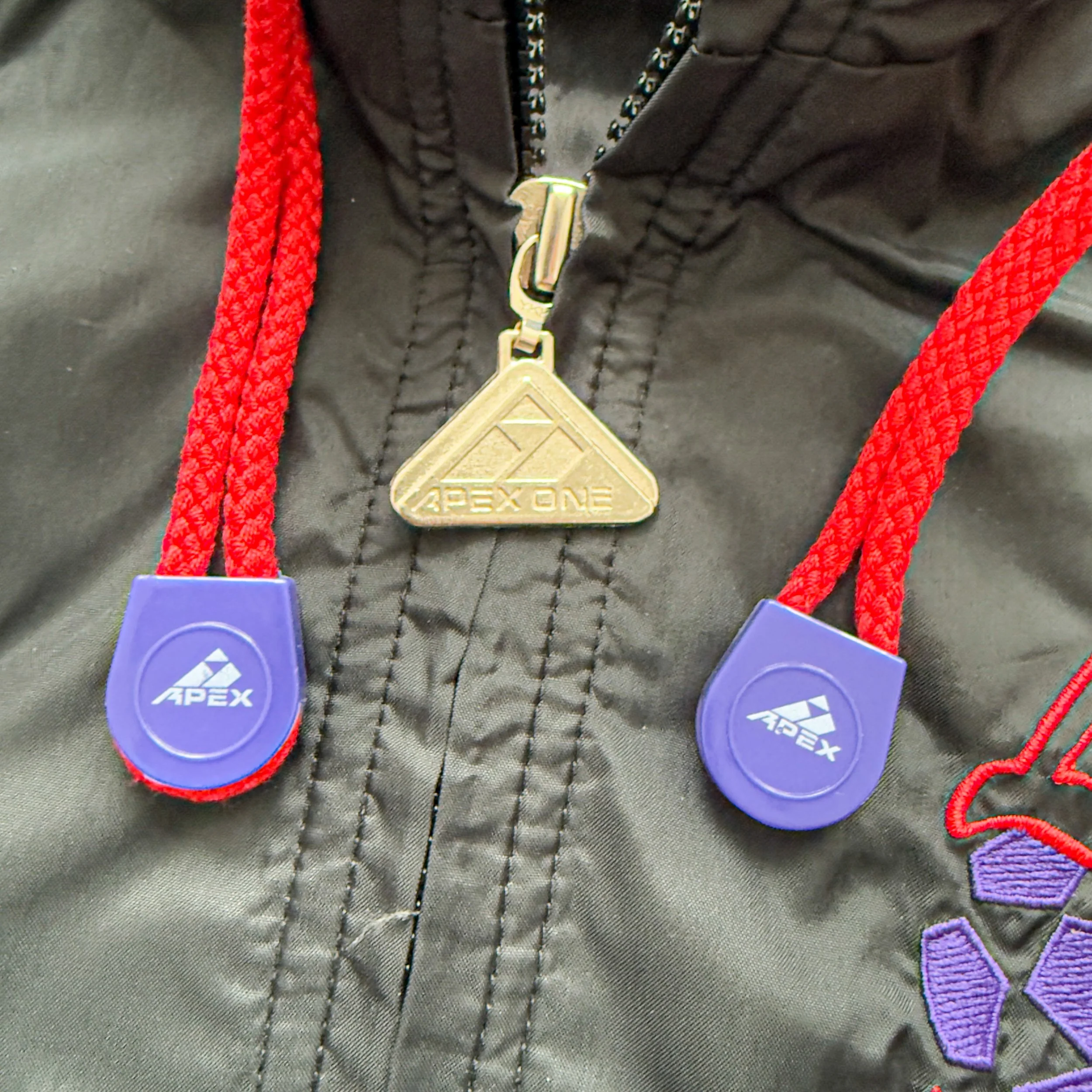 World-Cup-USA-1994-Nylon-APEX-Jacket-NEW-YORK-NEW-JERSEY-Mexico-GERMANY-SPAIN-BOSTON-CANADA-LOS ANGELES-IRLEAND-DALLAS-ITALY-WASHINGTON__PG.CUSTOM.3500PX.90.SCREEN.LOW.sRGB-36.jpg