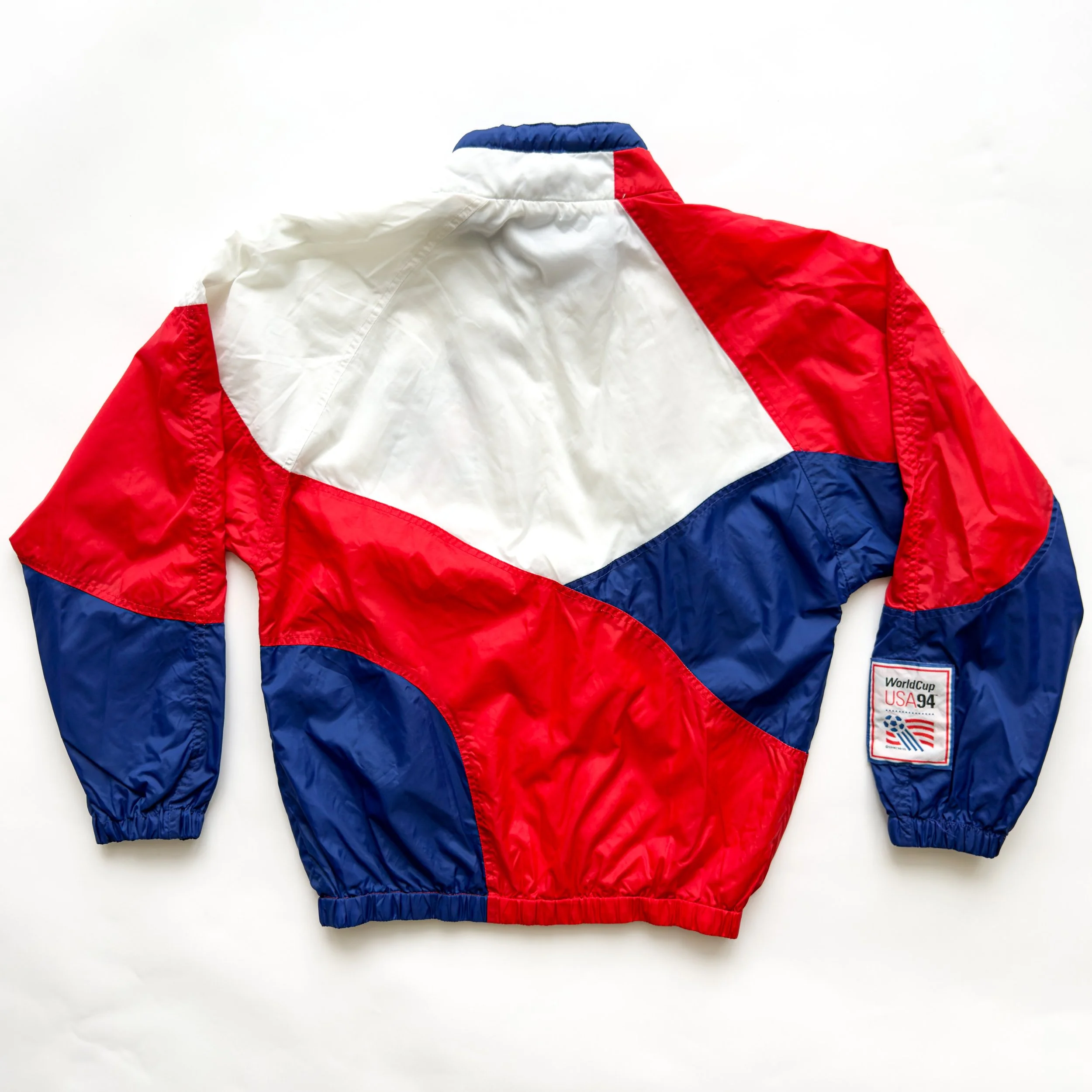 World-Cup-USA-1994-Nylon-APEX-Jacket-NEW-YORK-NEW-JERSEY-Mexico-GERMANY-SPAIN-BOSTON-CANADA-LOS ANGELES-IRLEAND-DALLAS-ITALY-WASHINGTON__PG.CUSTOM.3500PX.90.SCREEN.LOW.sRGB-56.jpg