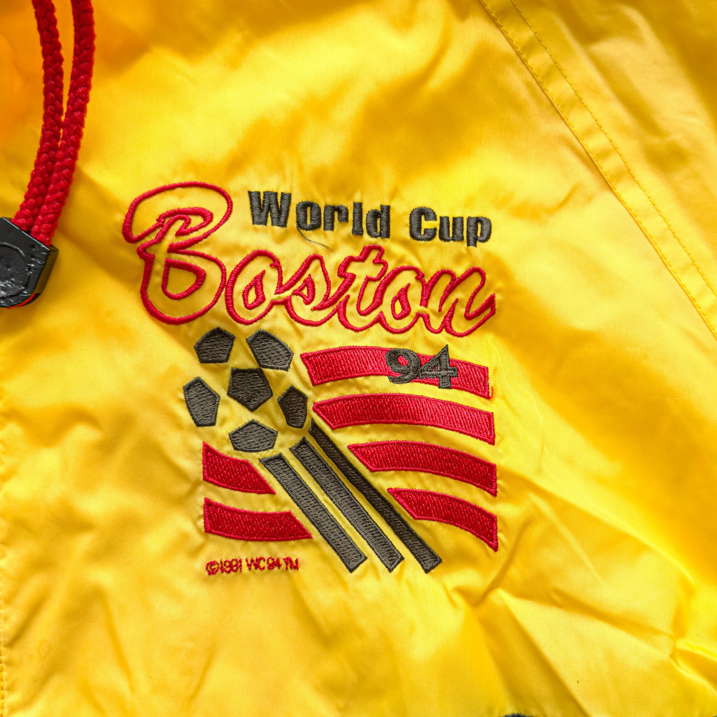 World-Cup-USA-1994-Nylon-APEX-Jacket-NEW-YORK-NEW-JERSEY-Mexico-GERMANY-SPAIN-BOSTON-CANADA-LOS ANGELES-IRLEAND-DALLAS-ITALY-WASHINGTON__PG.CUSTOM.3500PX.90.SCREEN.LOW.sRGB-54.jpg