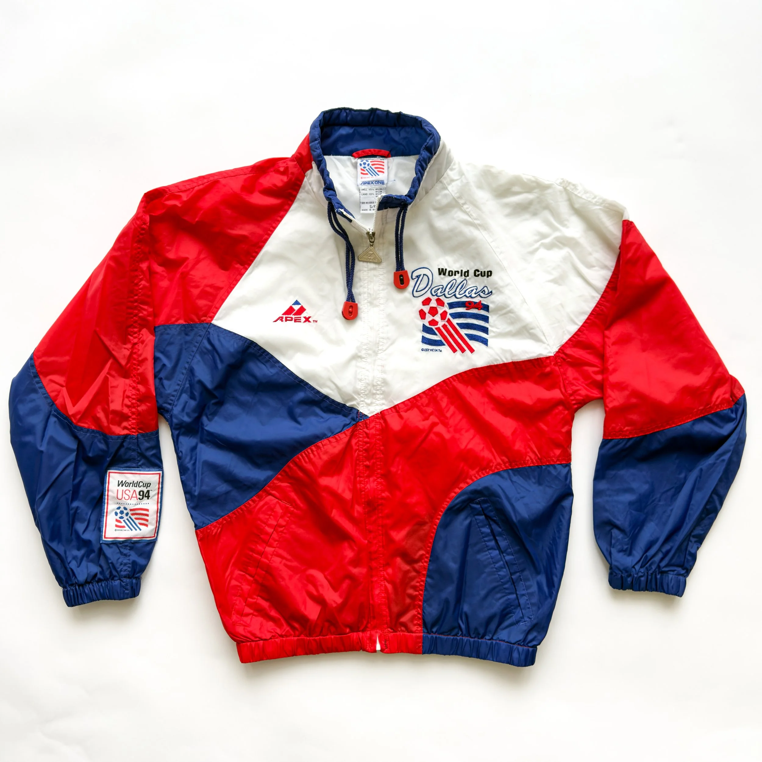 World-Cup-USA-1994-Nylon-APEX-Jacket-NEW-YORK-NEW-JERSEY-Mexico-GERMANY-SPAIN-BOSTON-CANADA-LOS ANGELES-IRLEAND-DALLAS-ITALY-WASHINGTON__PG.CUSTOM.3500PX.90.SCREEN.LOW.sRGB-61.jpg