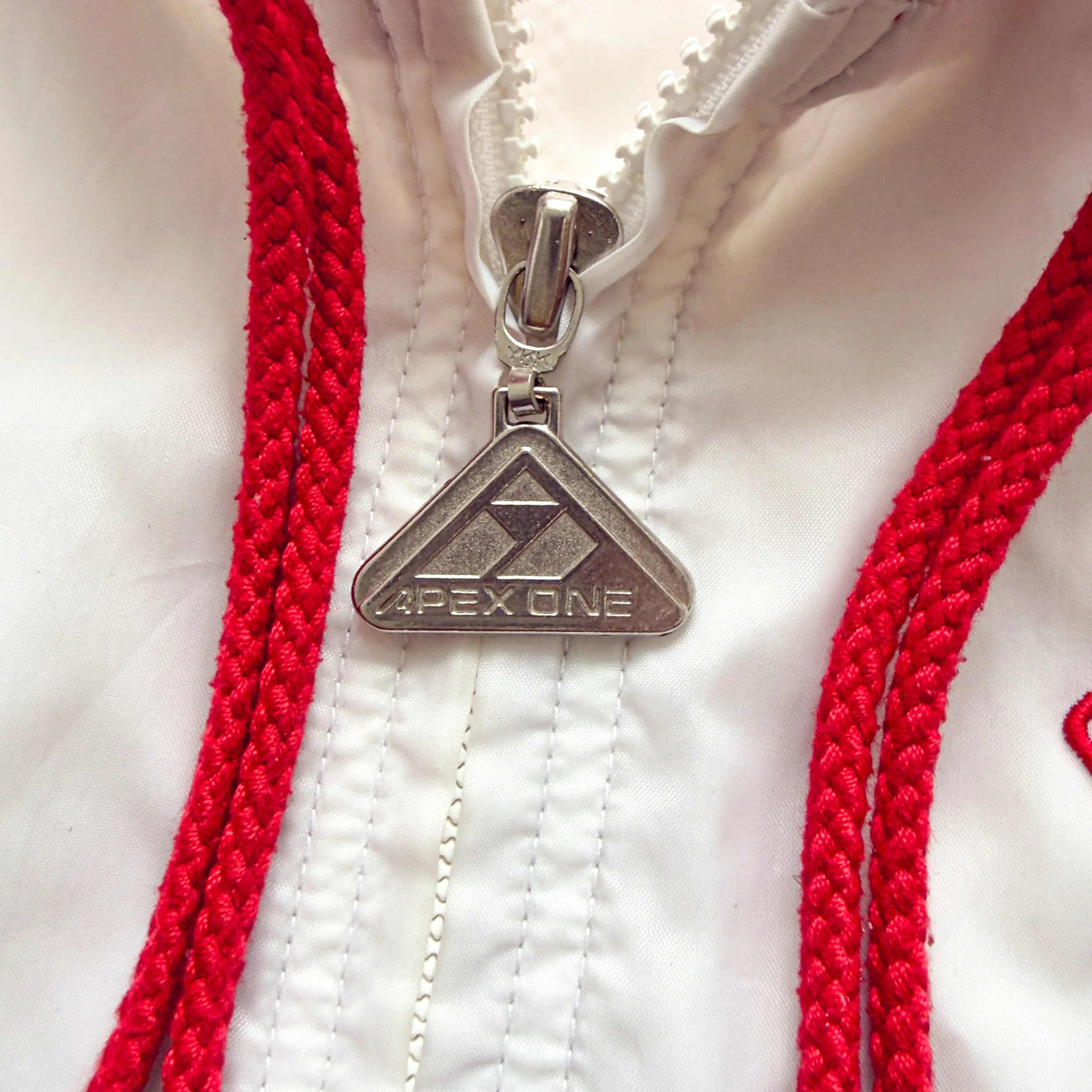 World-Cup-USA-1994-Nylon-APEX-Jacket-NEW-YORK-NEW-JERSEY-Mexico-GERMANY-SPAIN-BOSTON-CANADA-LOS ANGELES-IRLEAND-DALLAS-ITALY-WASHINGTON__PG.CUSTOM.3500PX.90.SCREEN.LOW.sRGB-65.jpg