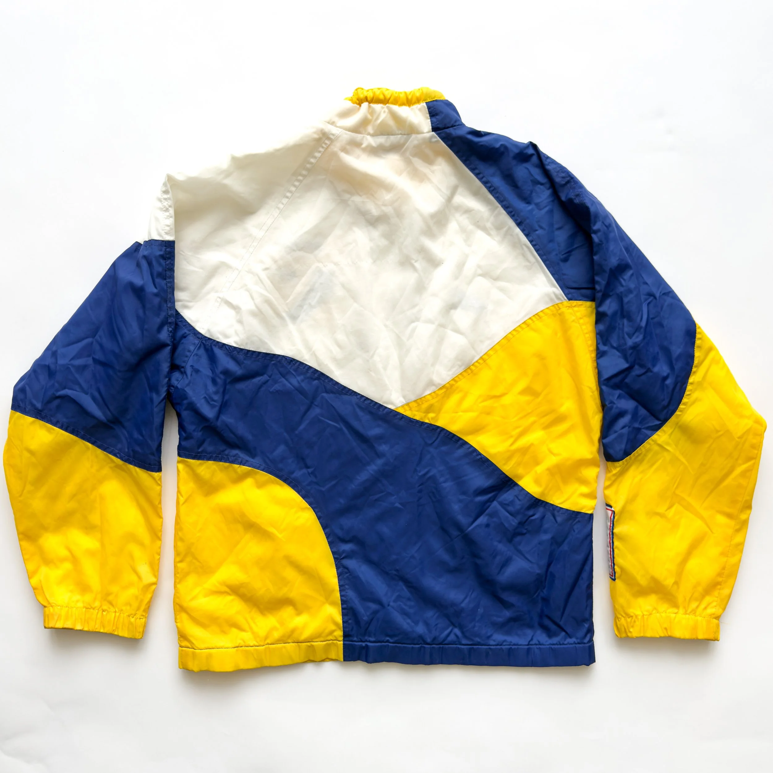 World-Cup-USA-1994-Nylon-APEX-Jacket-NEW-YORK-NEW-JERSEY-Mexico-GERMANY-SPAIN-BOSTON-CANADA-LOS ANGELES-IRLEAND-DALLAS-ITALY-WASHINGTON__PG.CUSTOM.3500PX.90.SCREEN.LOW.sRGB-68.jpg