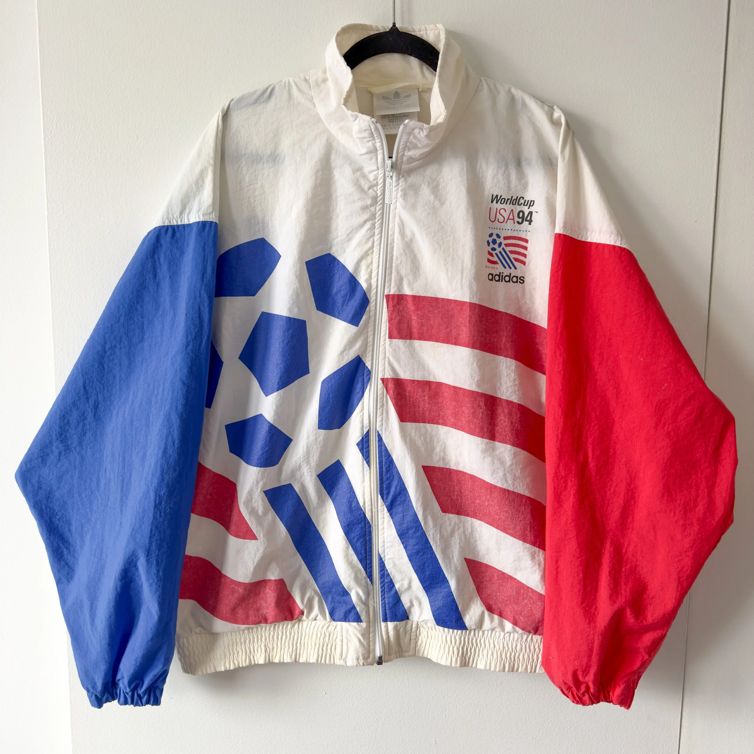 World-Cup-USA-1994-Vintage-Authentic-Licensed-Jacket-Nutmeg-Mills-Adidas-Italy-USA-Brazil-Jeff-Hamilton-APEX One-Snickers-033.jpg