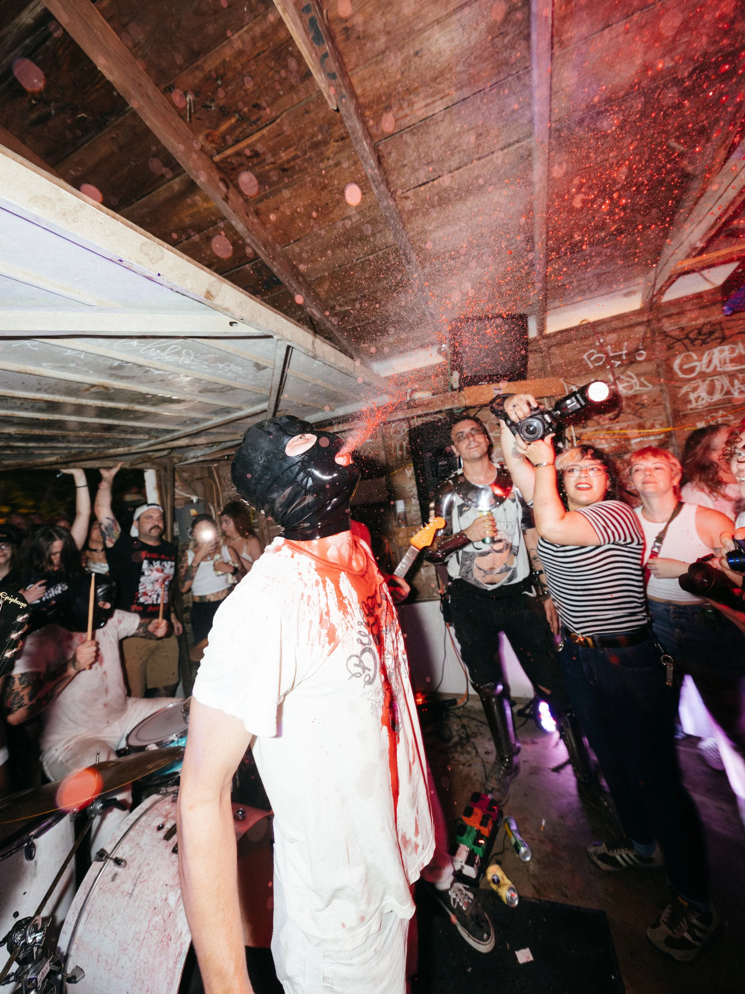 Live by Ismael Quintanilla III_IQ34039.jpg