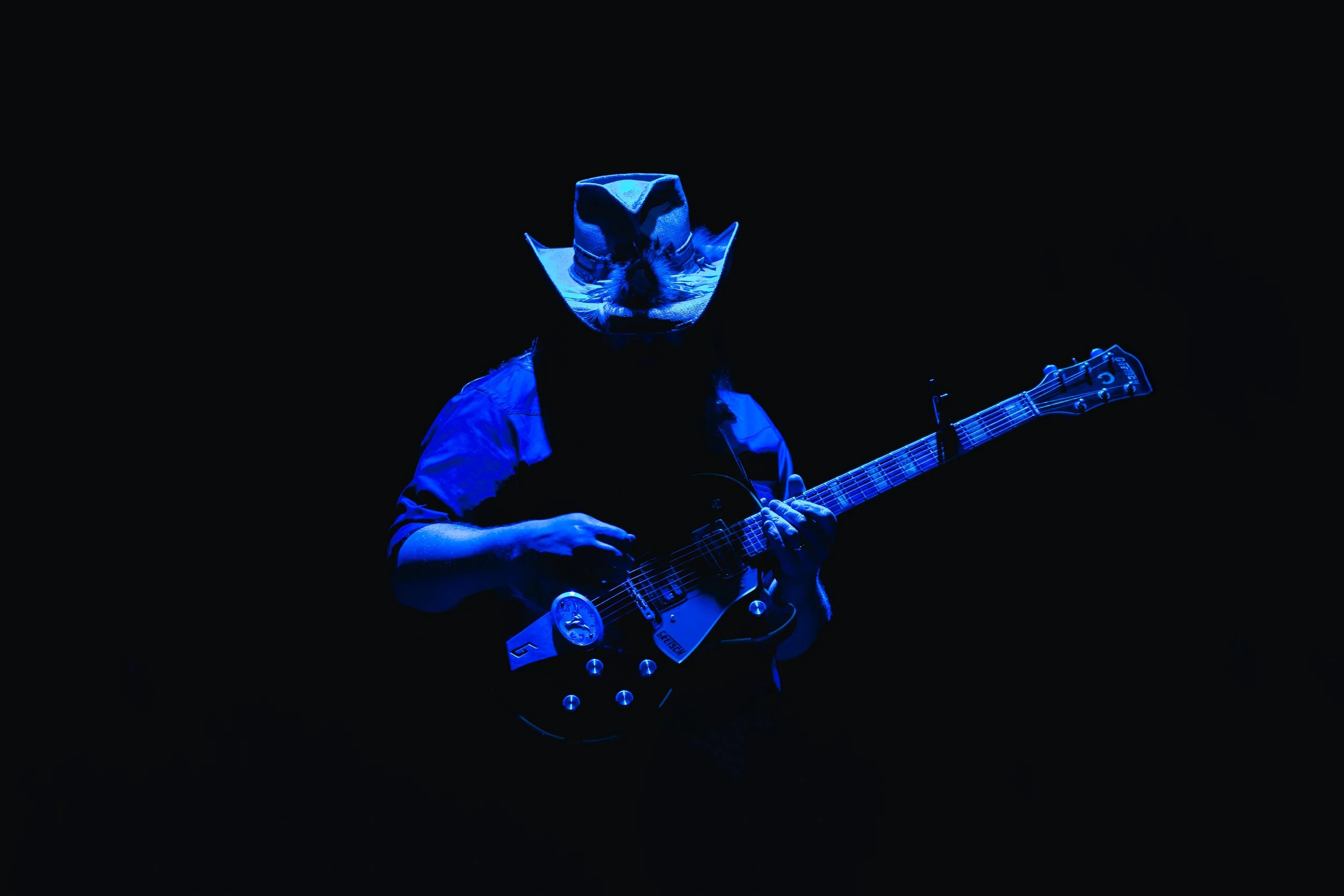 Live by Ismael Quintanilla III_IQ39199.jpg