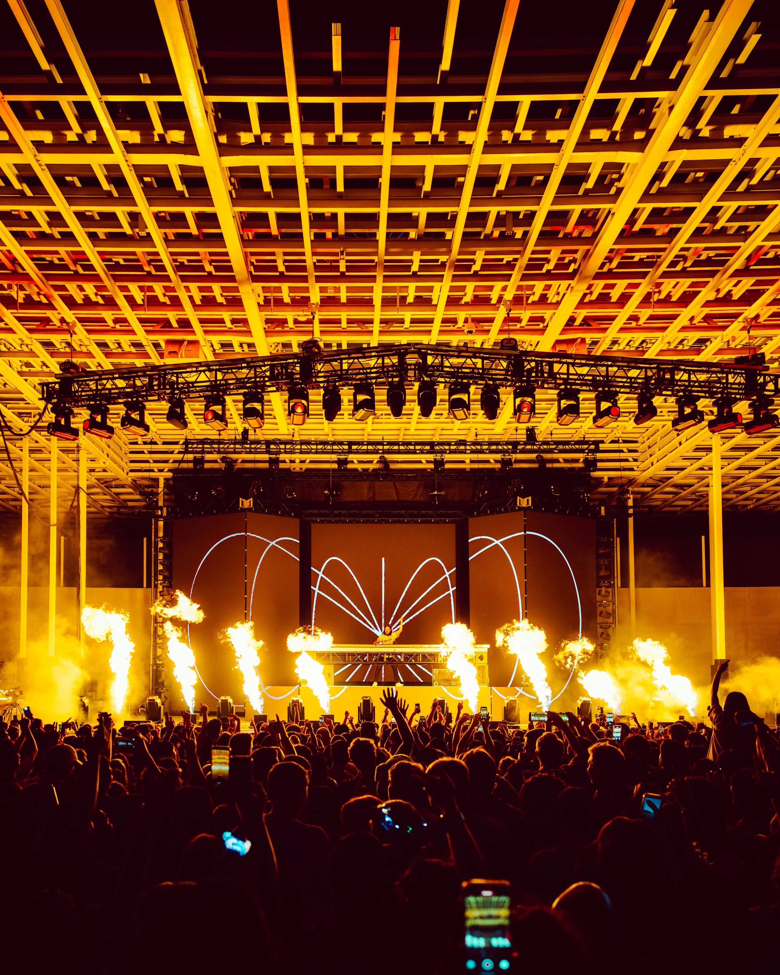 Live by Ismael Quintanilla III_DSC5584.jpg