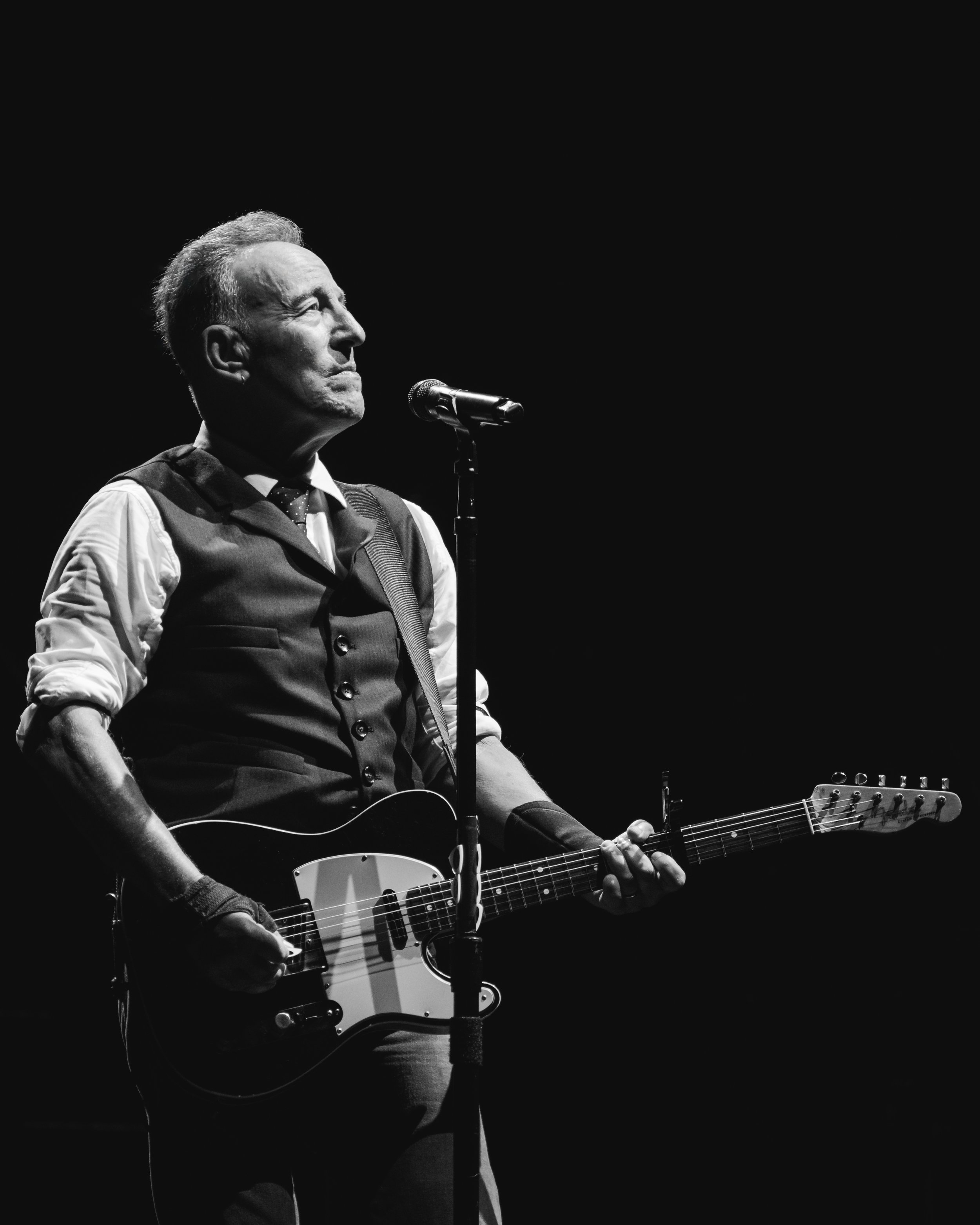 Live by Ismael Quintanilla III_IQ30011.jpg