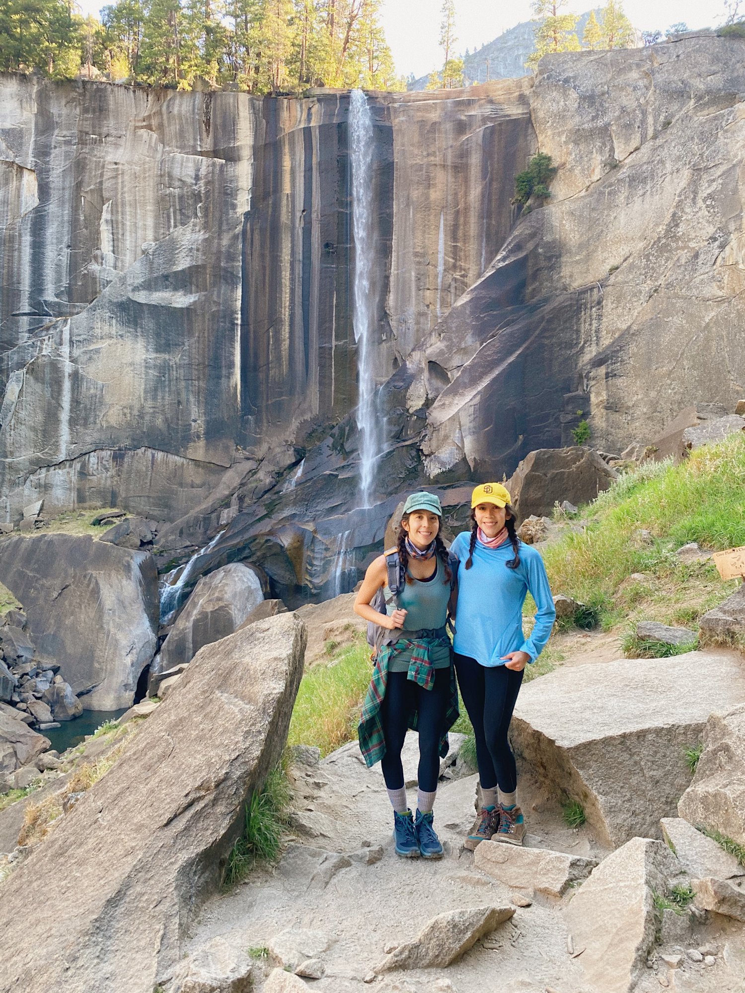 Day Hike to Vernal Falls in Yosemite National Park