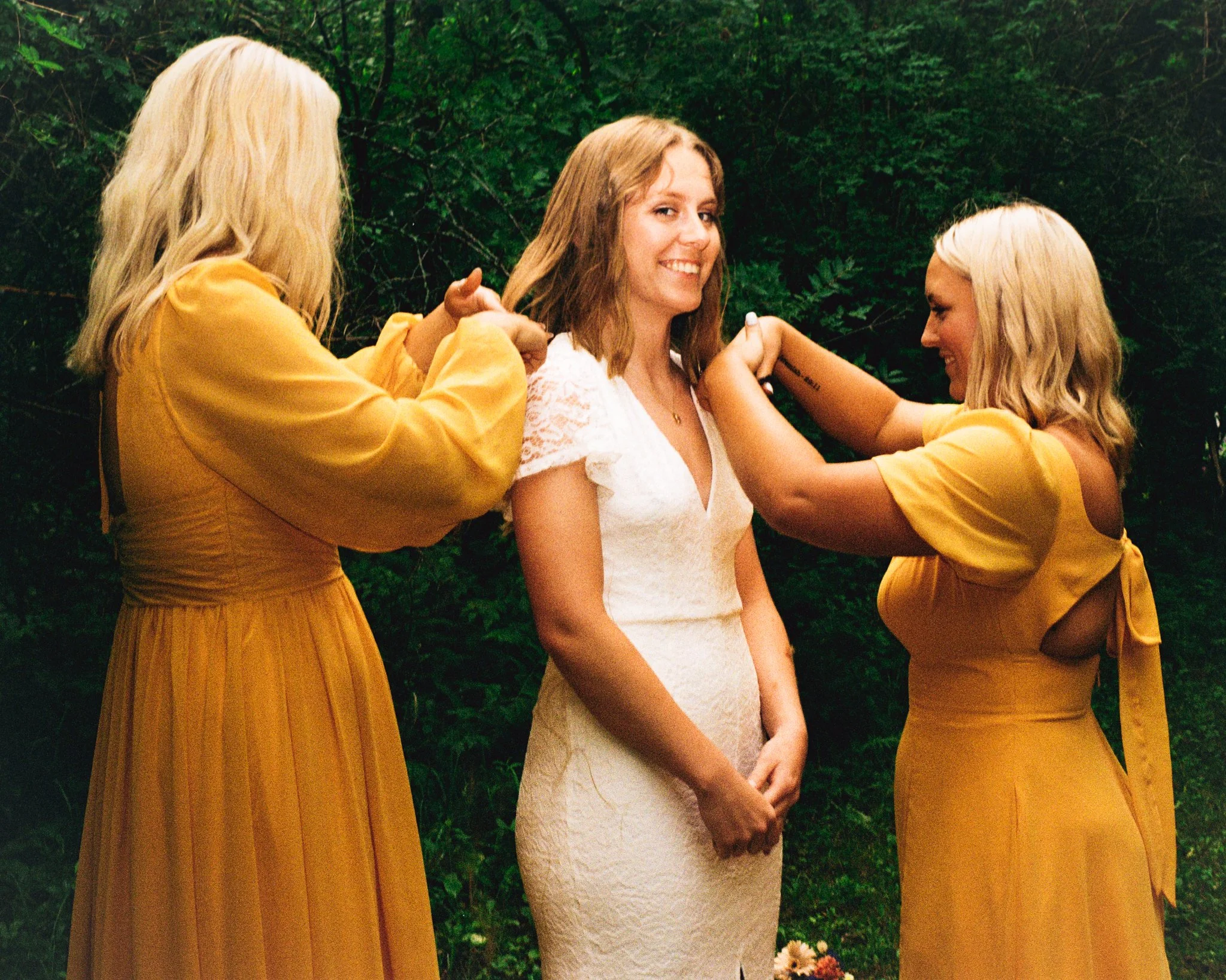 Minneapolis wedding ceremony photography by VTN Photo