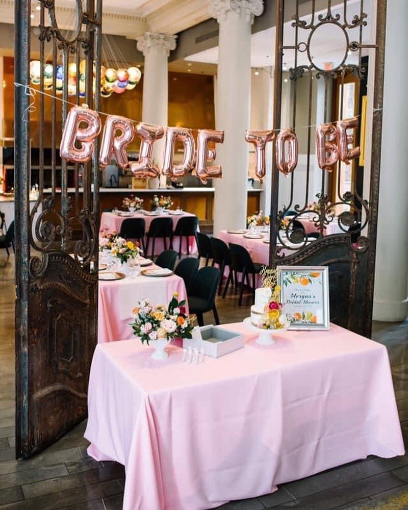I love a balloon situation🎈🎈🎈
Inspiration 🤍

#chicagowedding #ChicagoWeddings #chicagoweddingplanner #chicagoweddingphotography #chicagoweddingvenue #chicagoweddingvendors #chicagoweddingflorist #ChicagoWeddingAndEventPlanner #chicagoweddingvendo