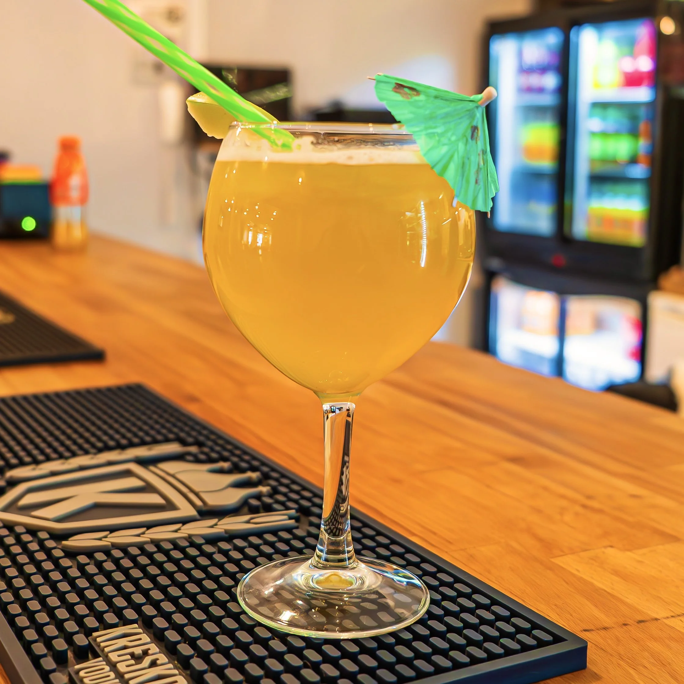 'Apple Bomb' at Jas-Licking Seafood Boil - 
Bacardi, apple juice and green apple. 