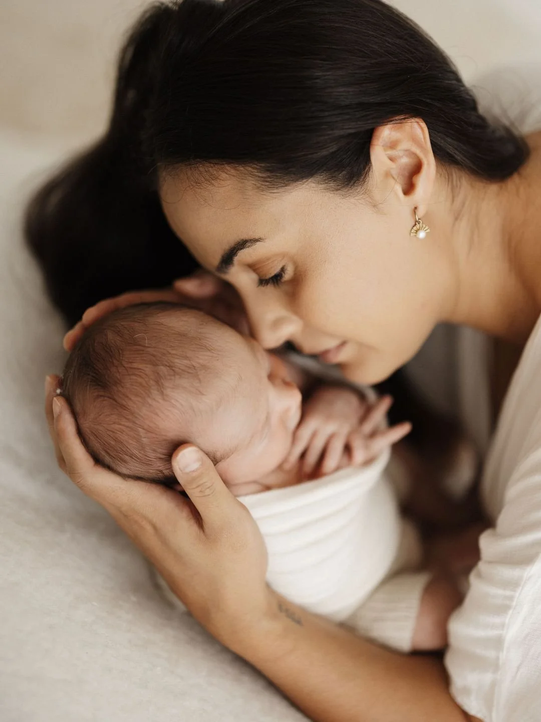Jesse you are gonna be a heart breaker 😍 

Loved very much by the whole whanau that all the grandies attended the session to get a photo with him while hes still his tiny sleepy self.

What&rsquo;s one thing you wish you could go back and remember f
