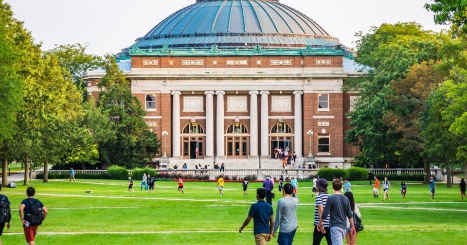 IL 거점 주립대학들 재학생 감소세