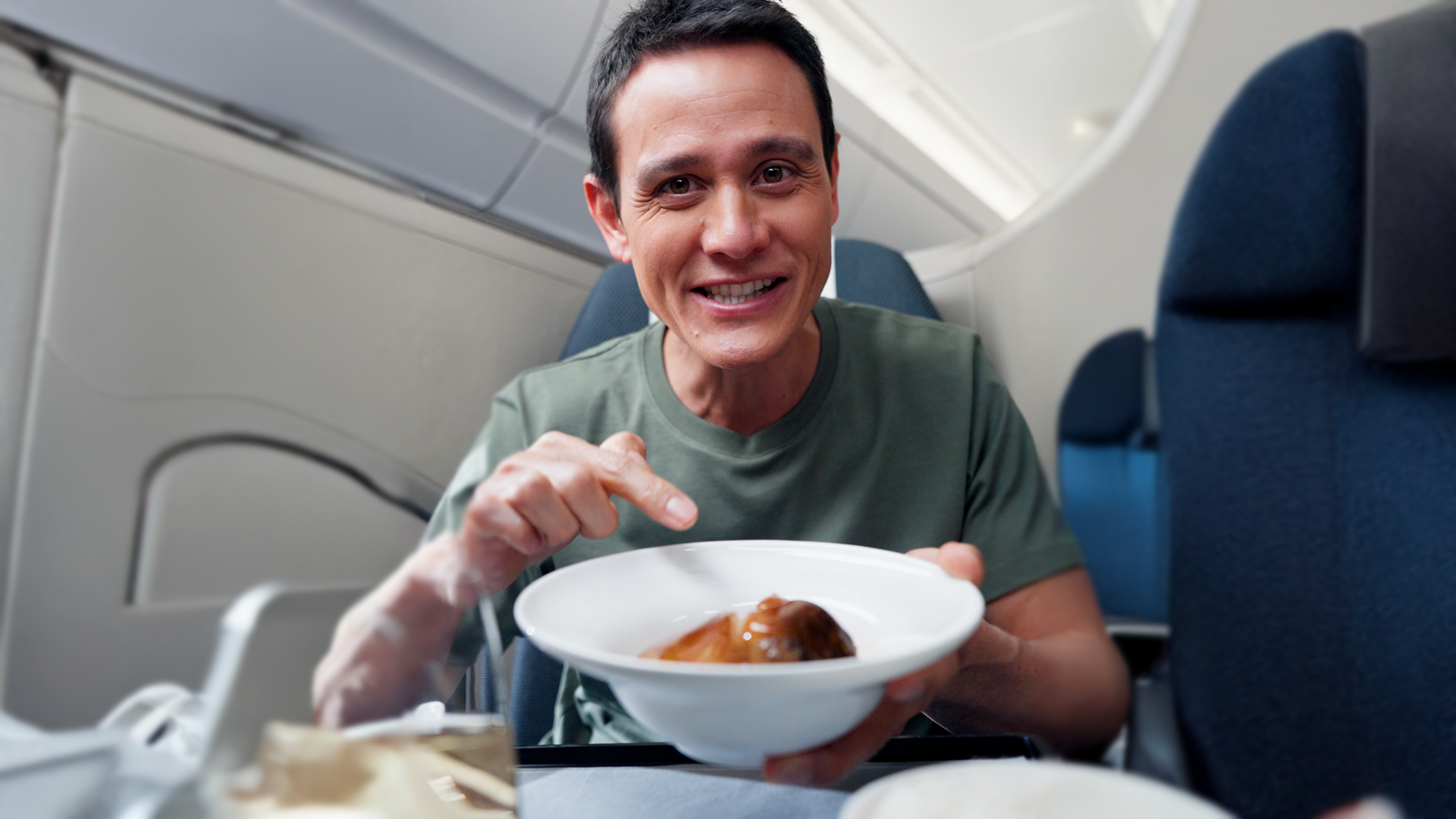 Cathay Pacific x Mark Weins