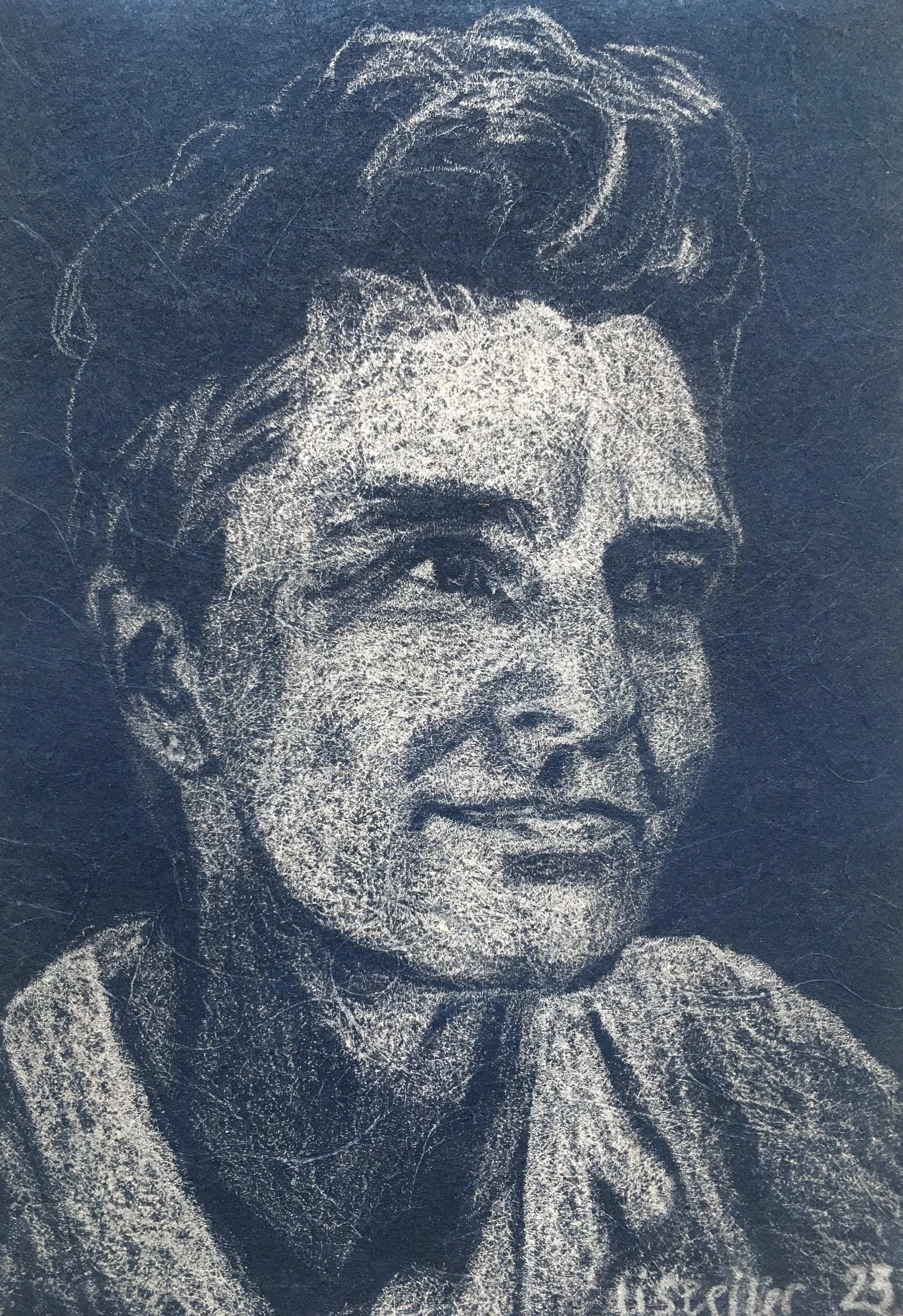 Lise, 2023, hvid blyant på blåt strukturpapir, 18x13 cm