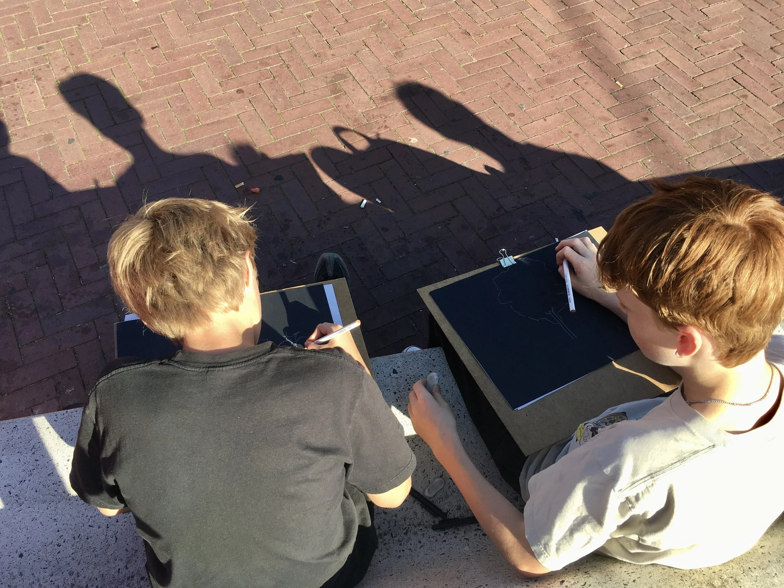 Billedskoleundervisning rykket udendørs