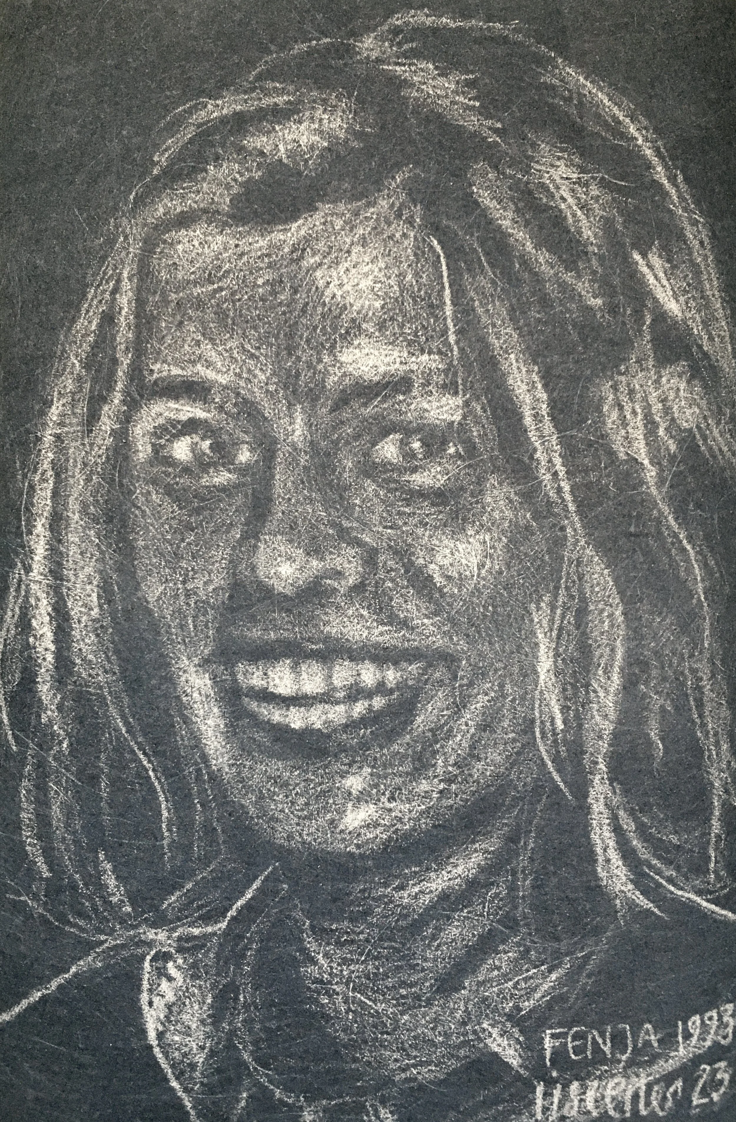 Fenja, 2023, hvid blyant på blåt strukturpapir, 18x13 cm