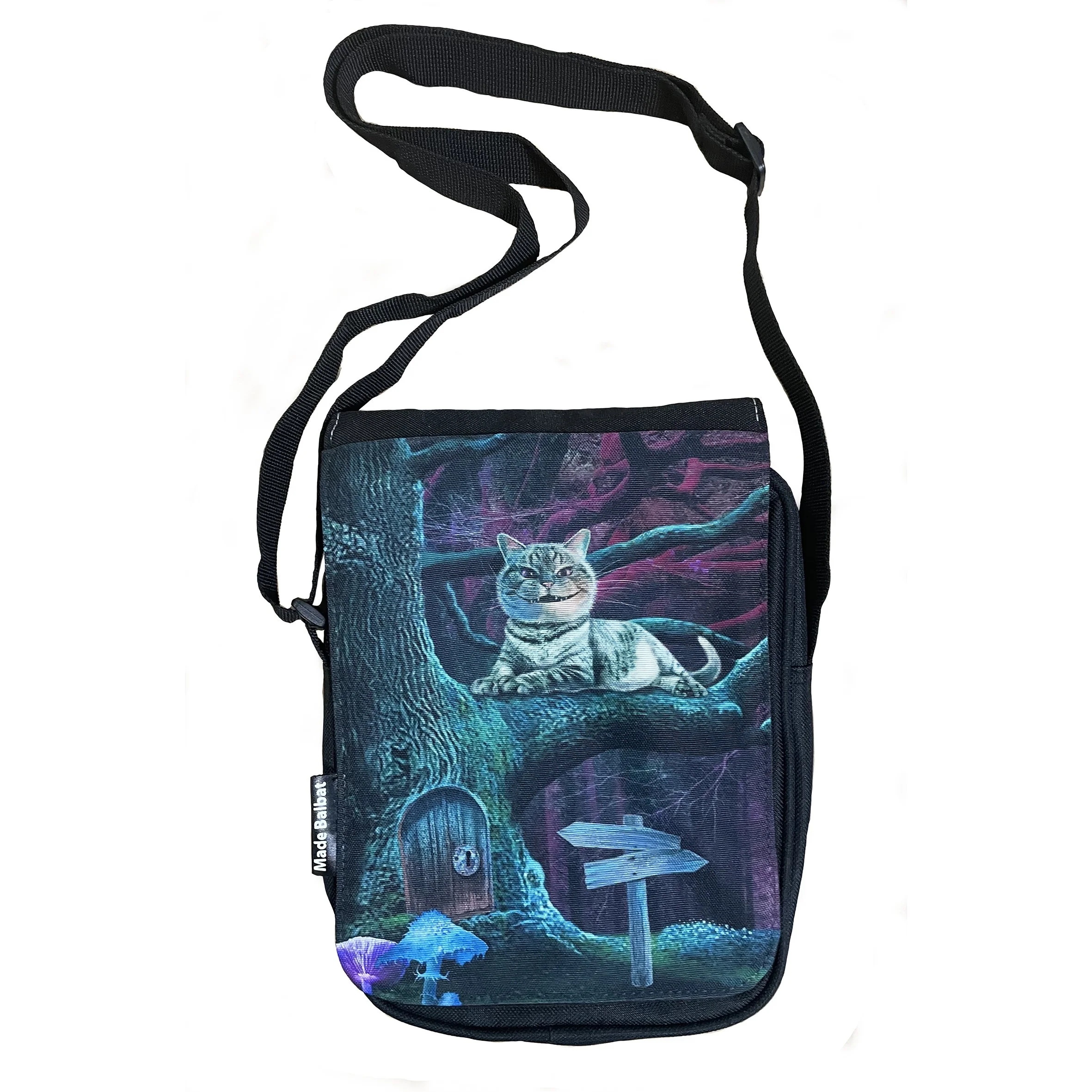 Shoulder bag Cheshire Cat 18x24.jpg