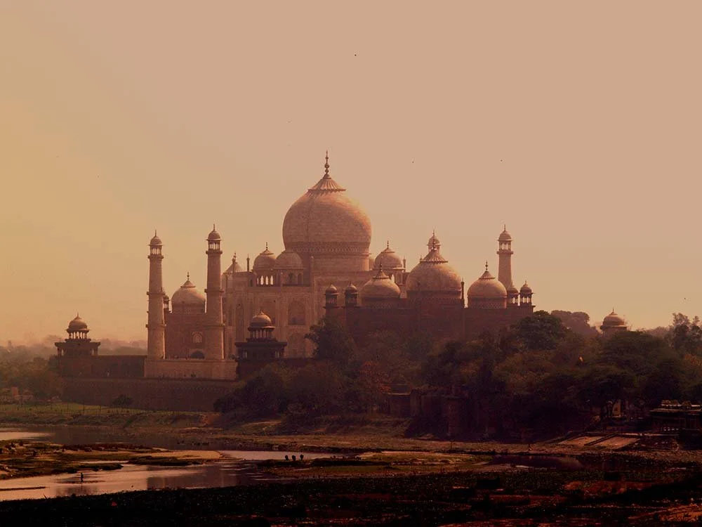 India-Image-gallery-7---Taj-Mahal,-Agra,-greatest-monument-to-love.jpg