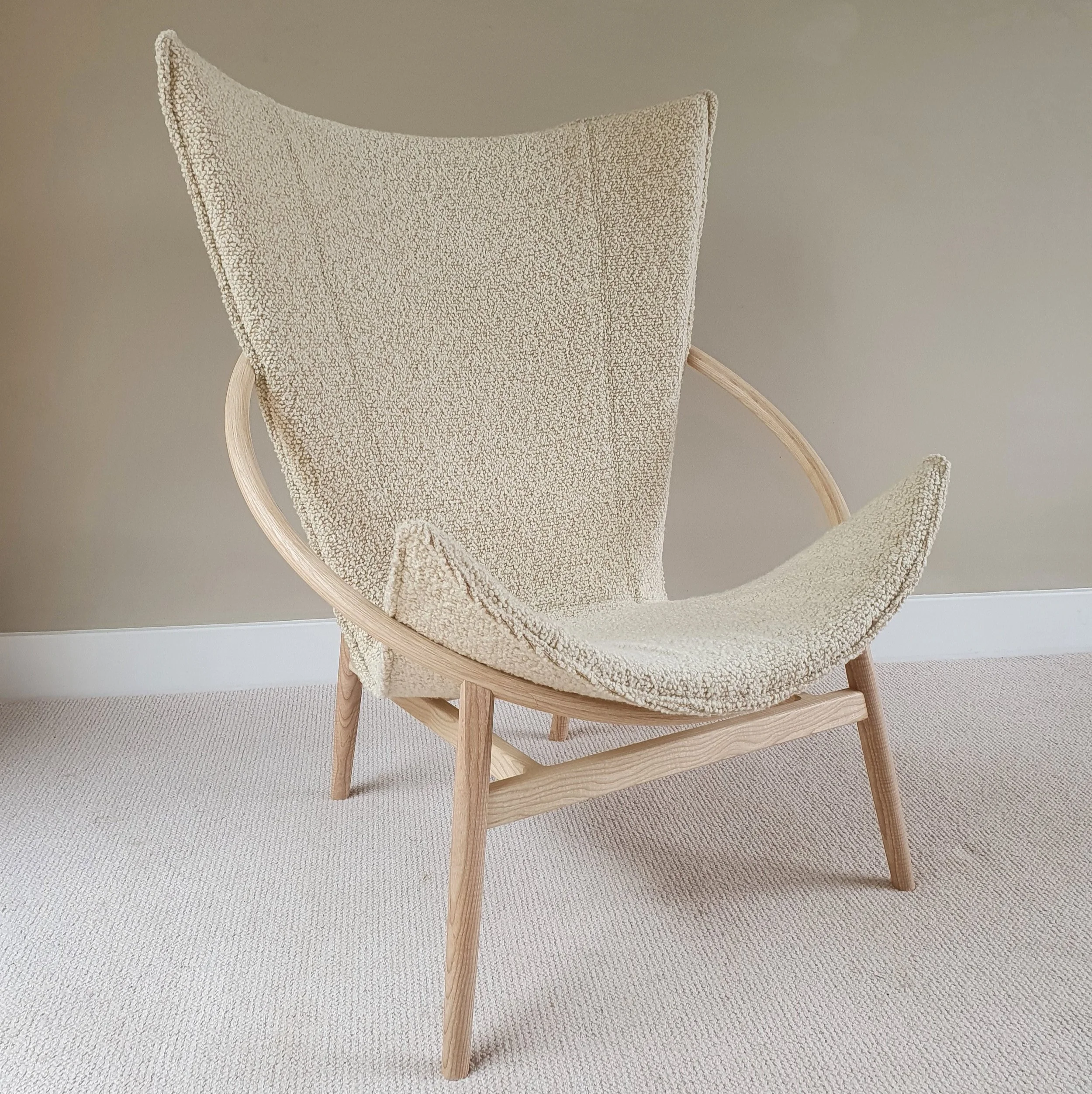 Katie Walker, Hoop chair, 2021, Ash, plywood and wool, 108 x 90.5 x 83.5 cm. 