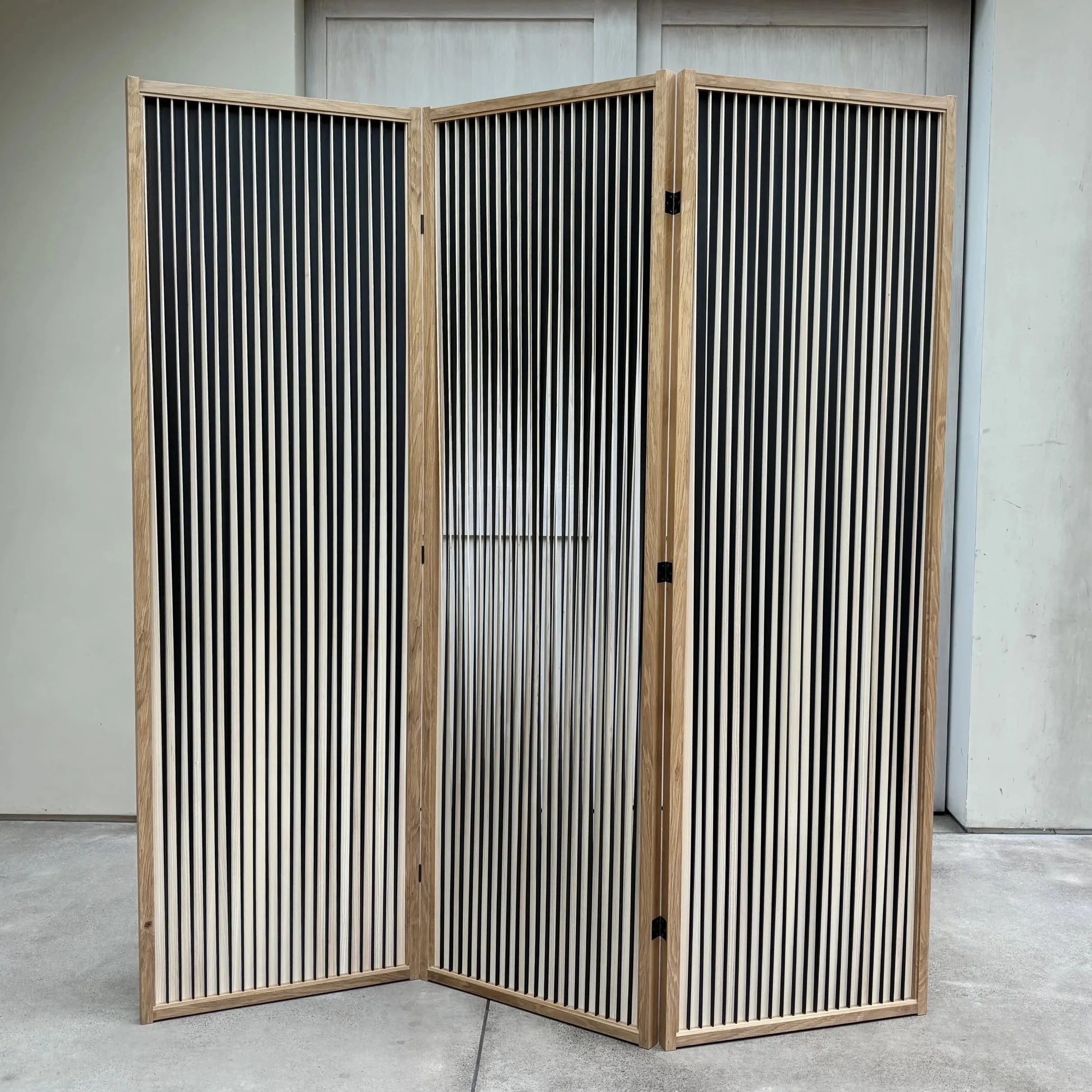 Katie Walker, Pin-stripe, 2025, English oak, English ash and Indian ink, 181 x 169.5 x 3.5 cm. 