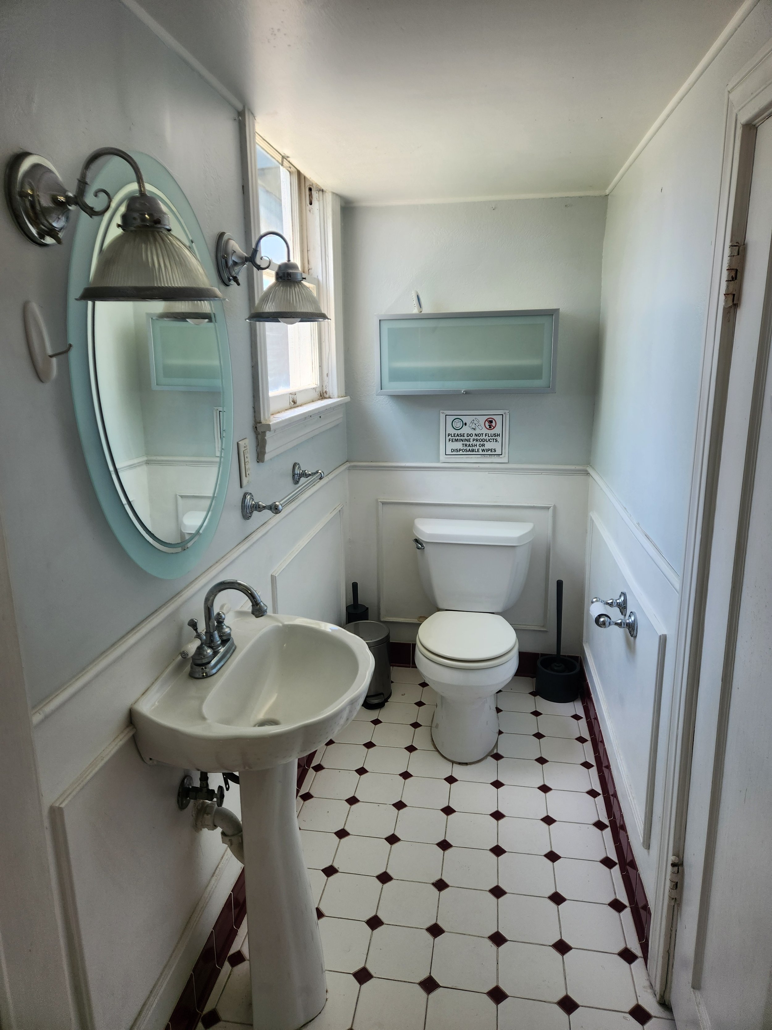 Back door living rm RR.jpg