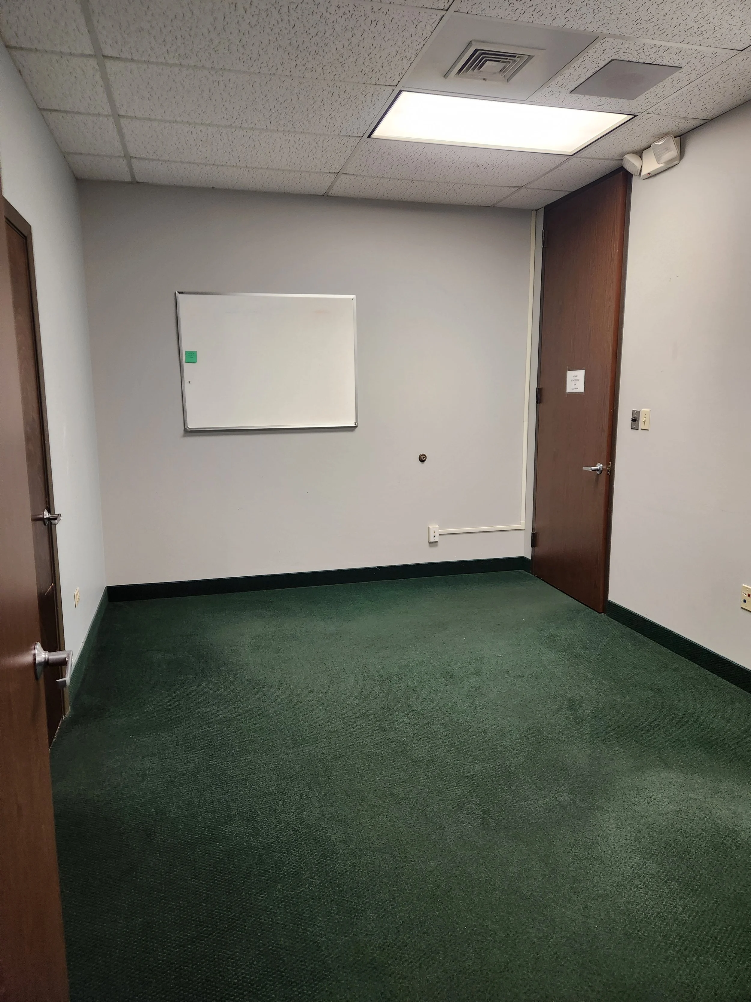 Staples 102-Office 2.jpg