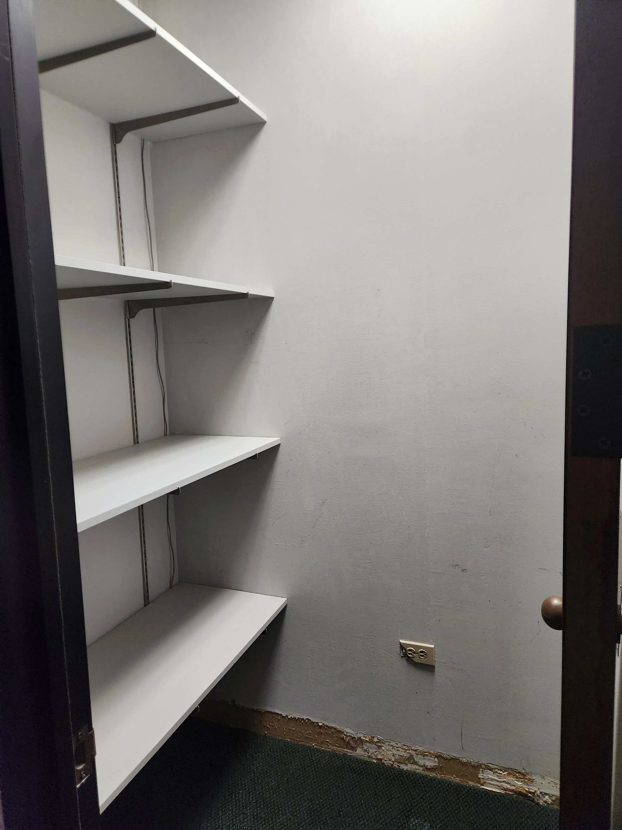 Suite 102 - pantry.jpg