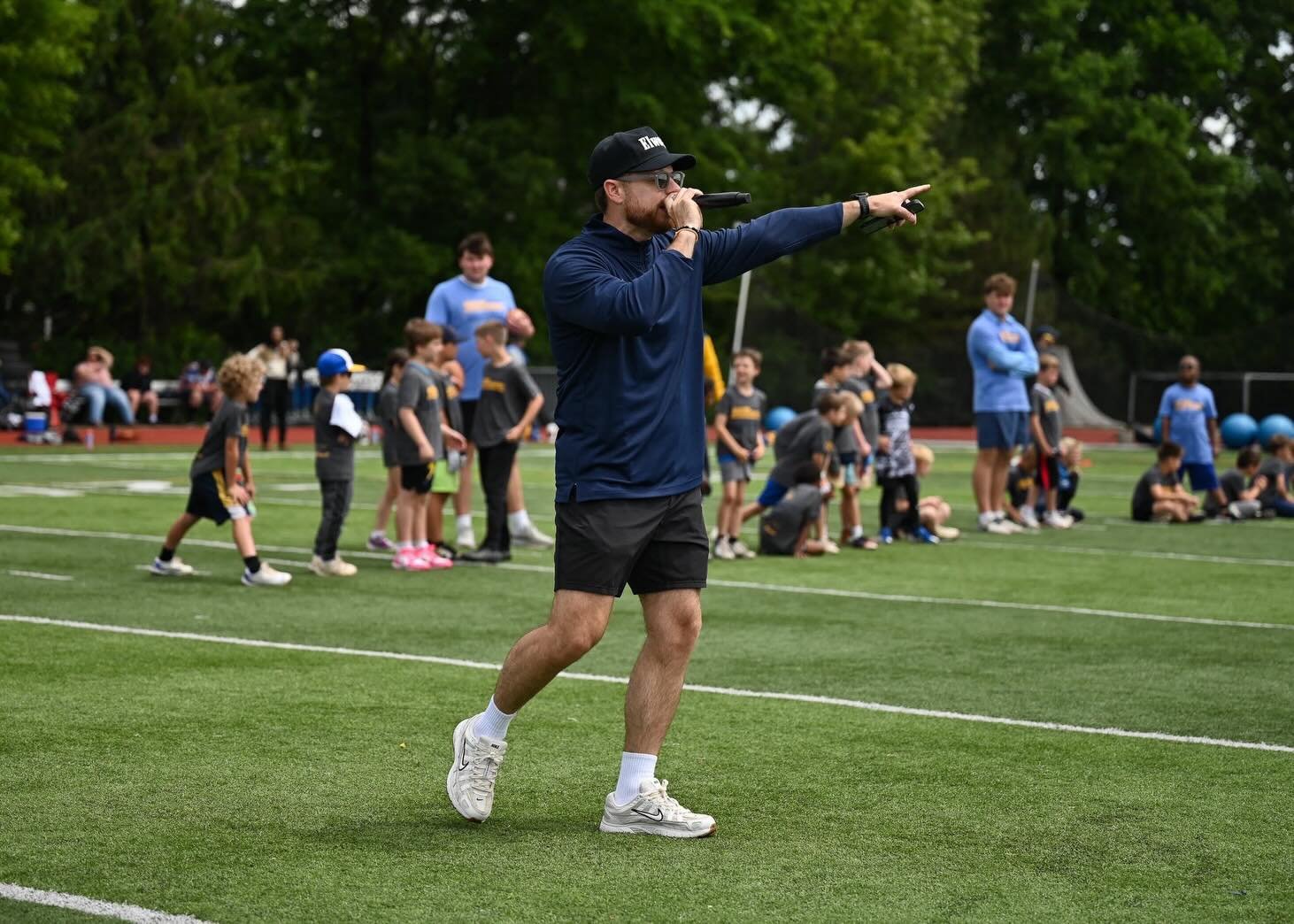Emceed the 2nd Annual Jordan Marshall Youth Football Camp at Moeller this past weekend.

Shout outs to all of the campers / parents / volunteers / coaches that spent time with us. These kids competed!

Keep leading @jmarsh311 🙏🏼

📸: @keetonphoto