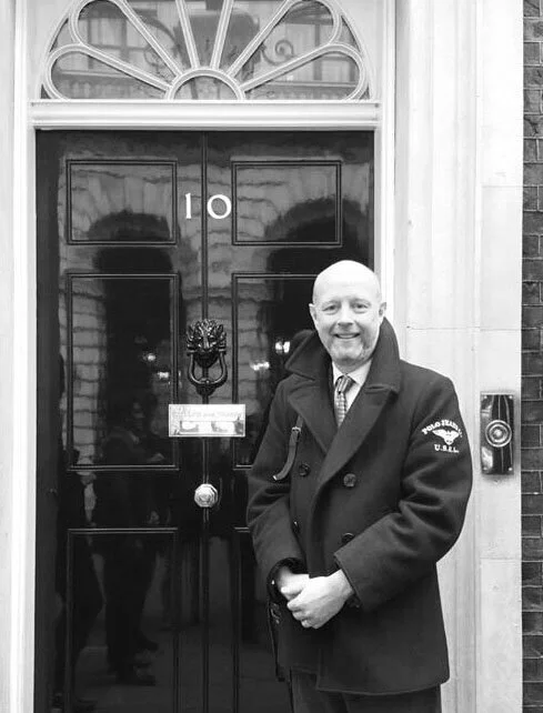 Alan+at+Downing+st.jpg