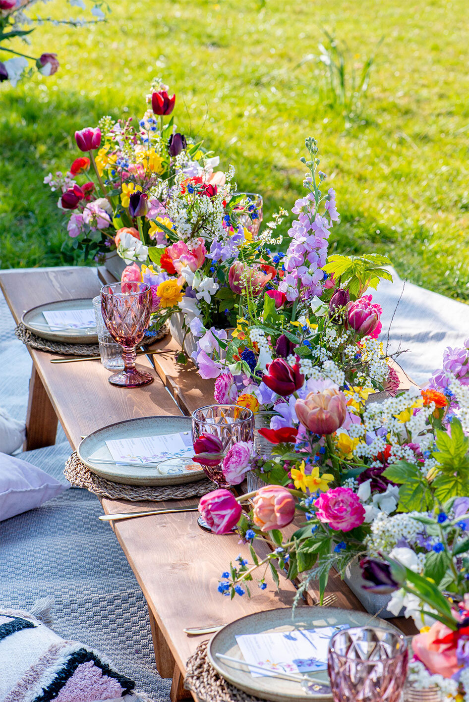 Editorial - Bright Spring wedding — Hayloft Floral