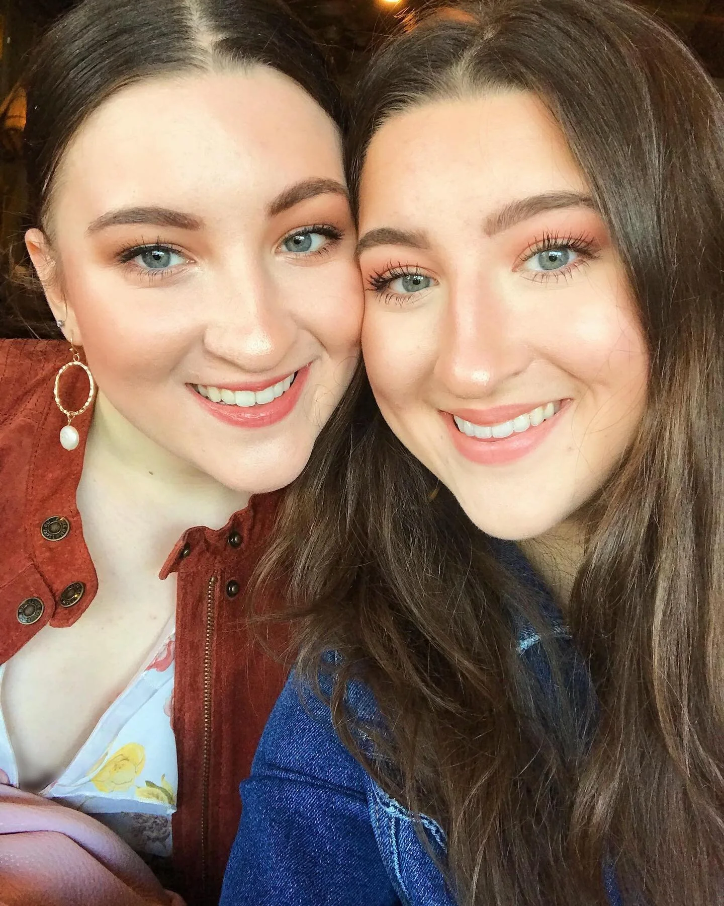 Sooooo it was national twin day at sone point this weekend &amp; I always seem to miss the exact day, but I&rsquo;ll always take the opportunity to brag about my sister!

Yes. The questions you ask are true:

Are you guys like best friends?! Yes.

Do