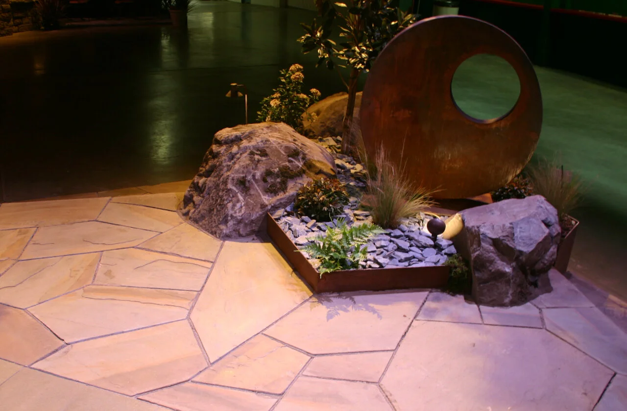 Varigated Bluestone Paving.jpeg