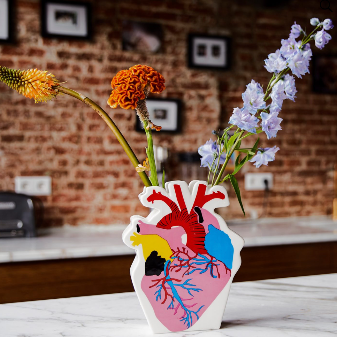 heart shaped flower vase