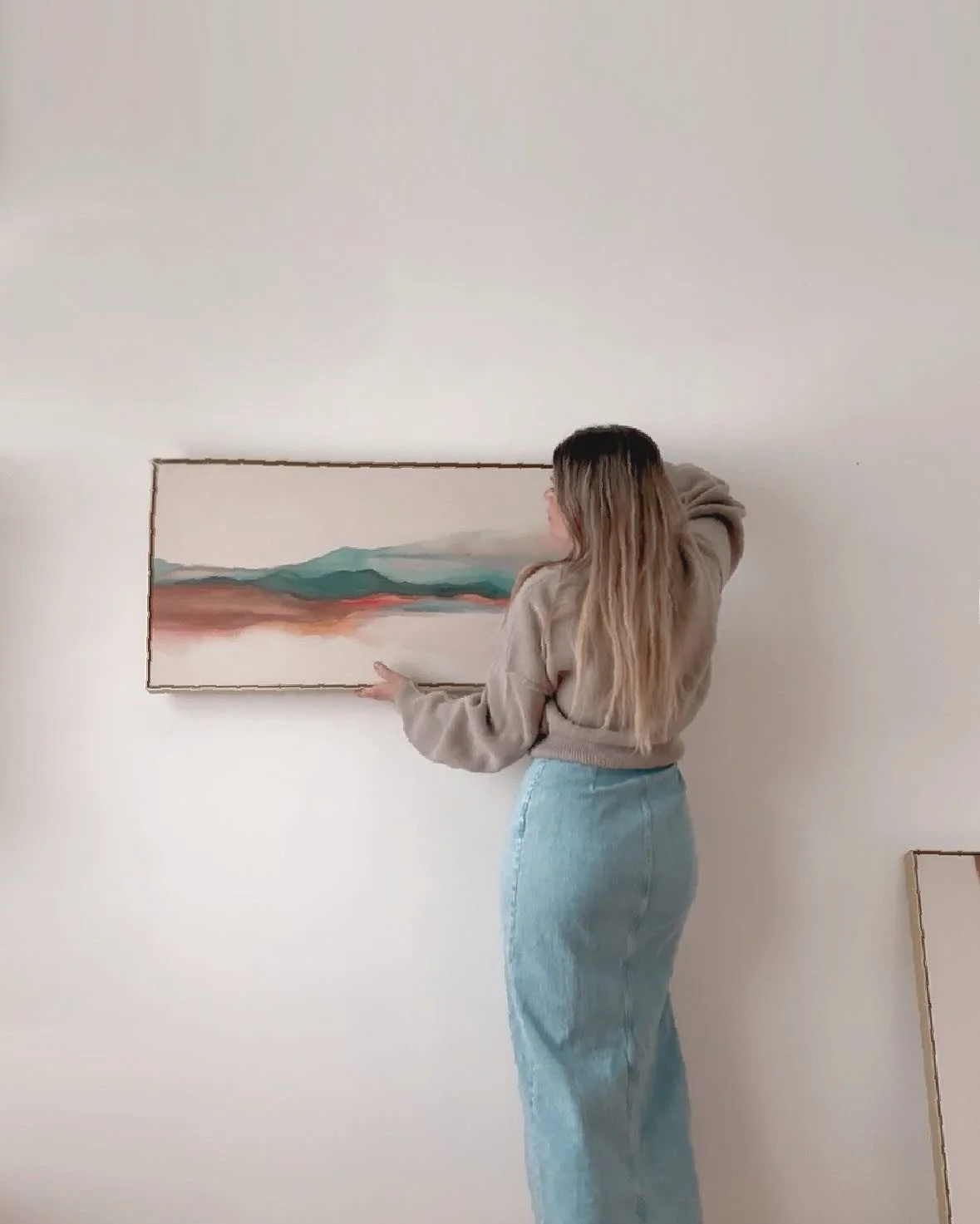 &lsquo;aura&rsquo; and &lsquo;light&rsquo; originals all framed up and ready to go | Sold 🔴 (before they were even finished 🥰) 
18&rdquo; x 36&rdquo; | Acrylic on natural canvas