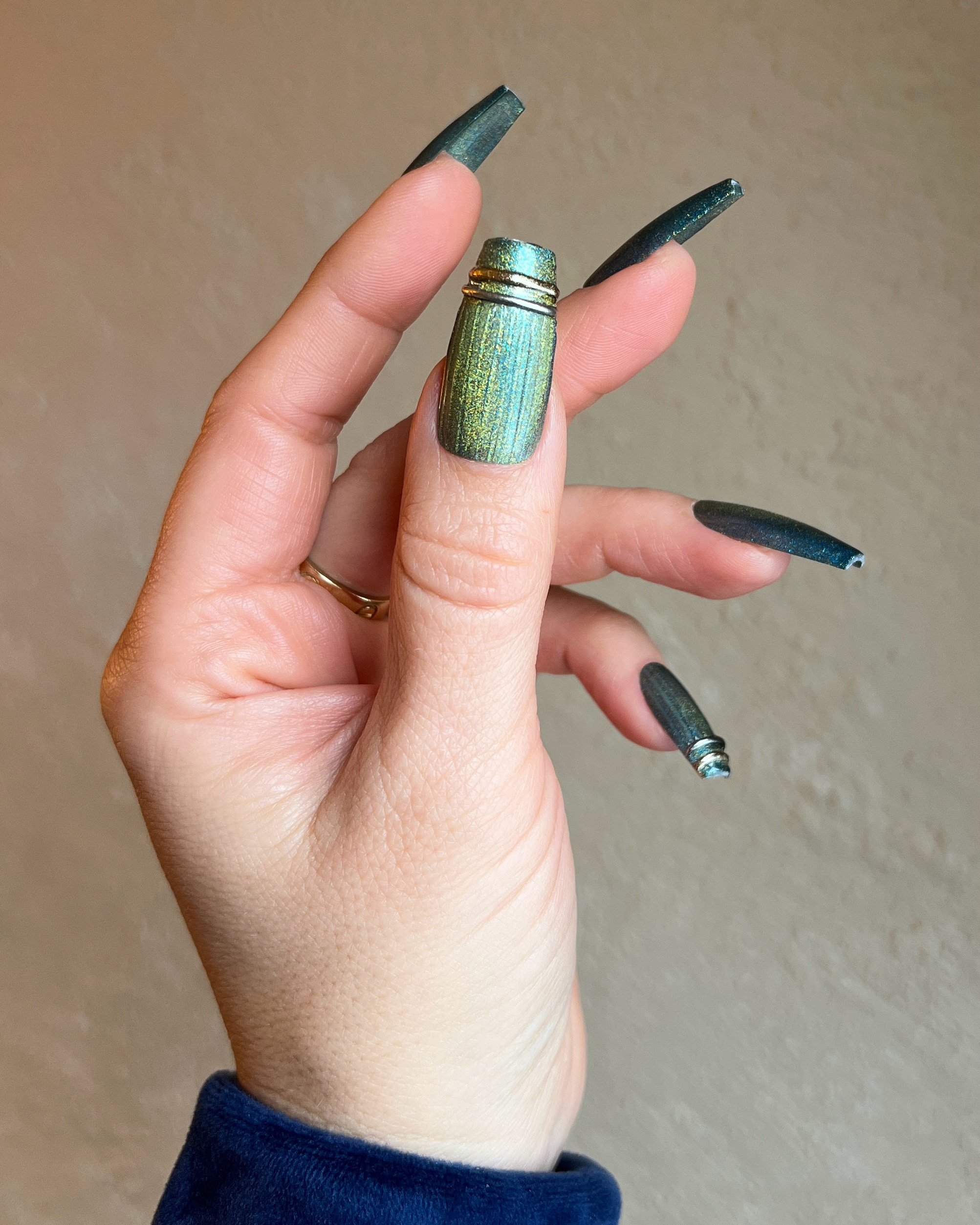 Green cateye bangle nail art final .JPG