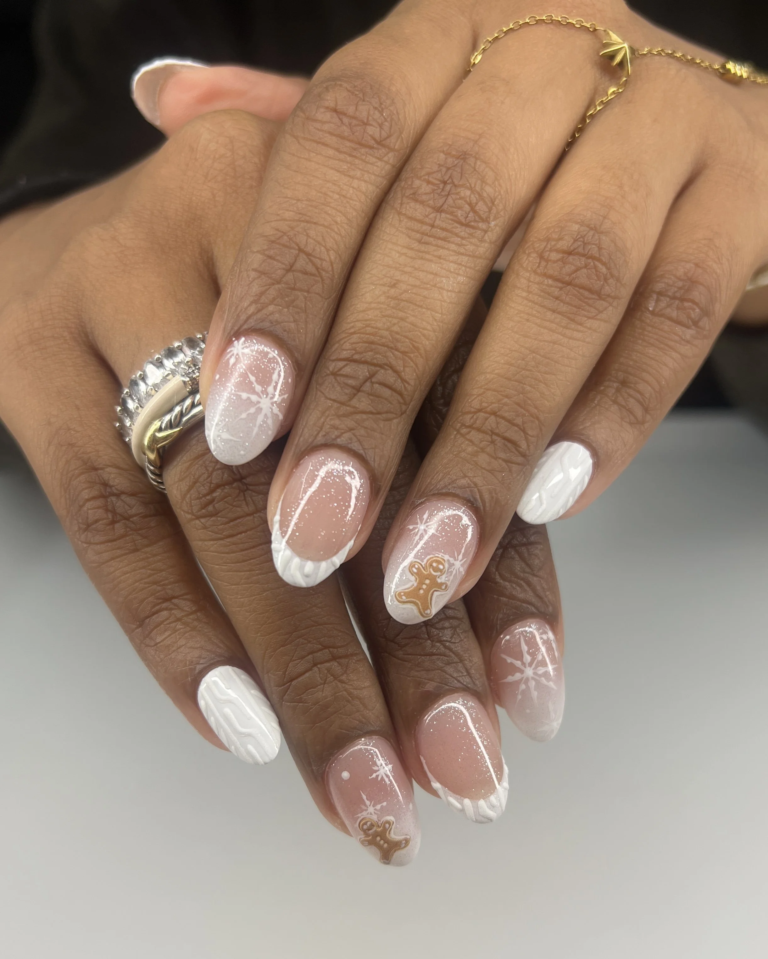 Holiday nail art Lemme BTS .jpg