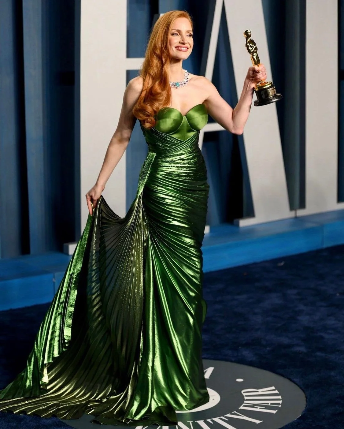 Jessica VF Oscar party full.JPG