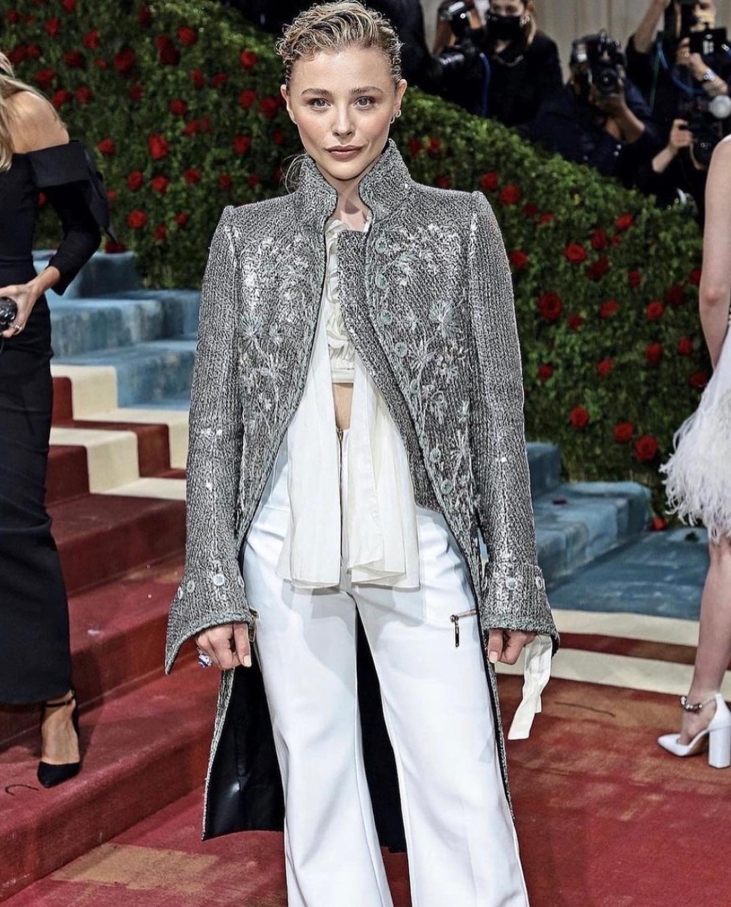 Chloe Moretz Met Gala 2022 full.JPG
