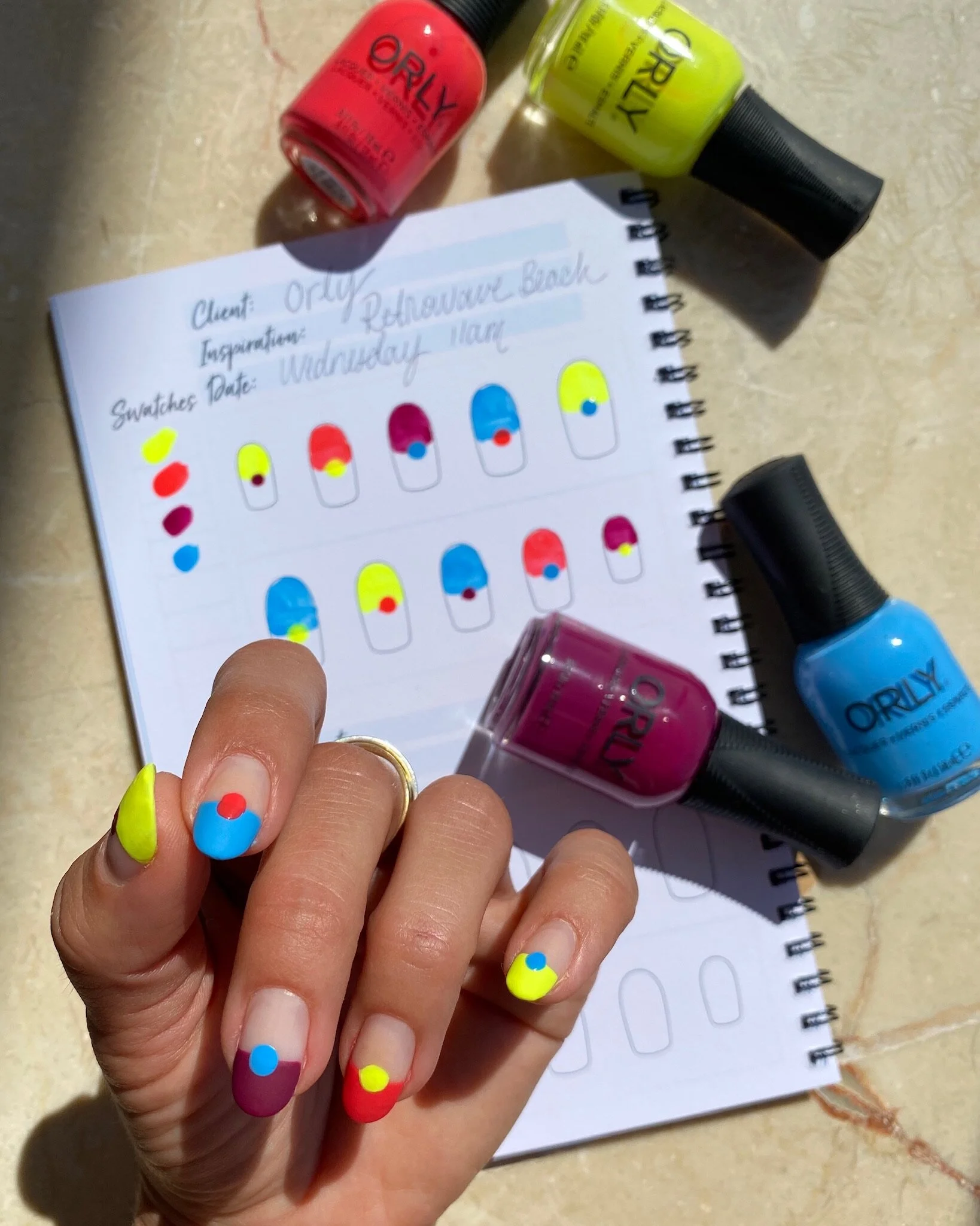 NAIL ART RETROWAVE WITH BOOK.jpg