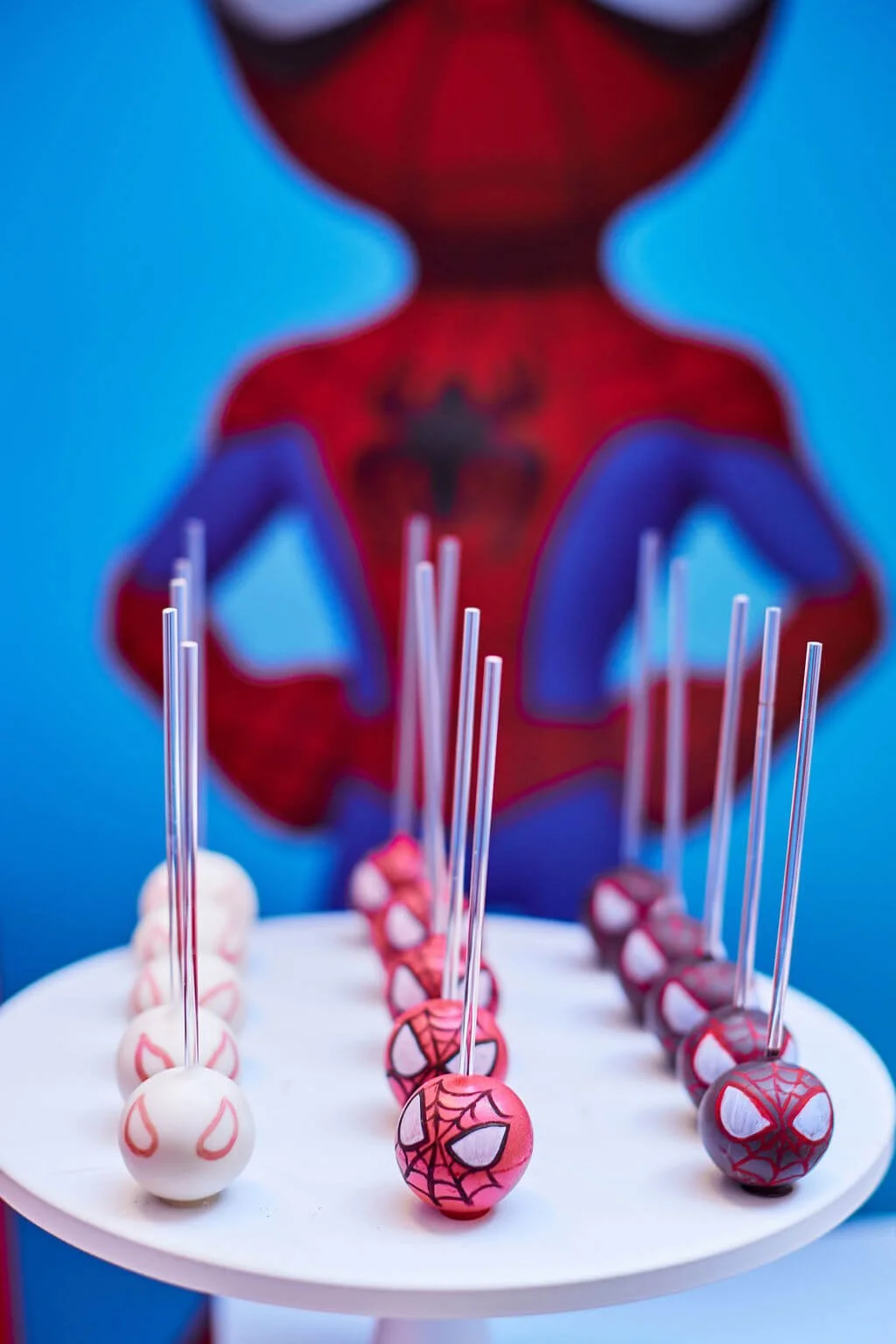 Cake pops_.jpg