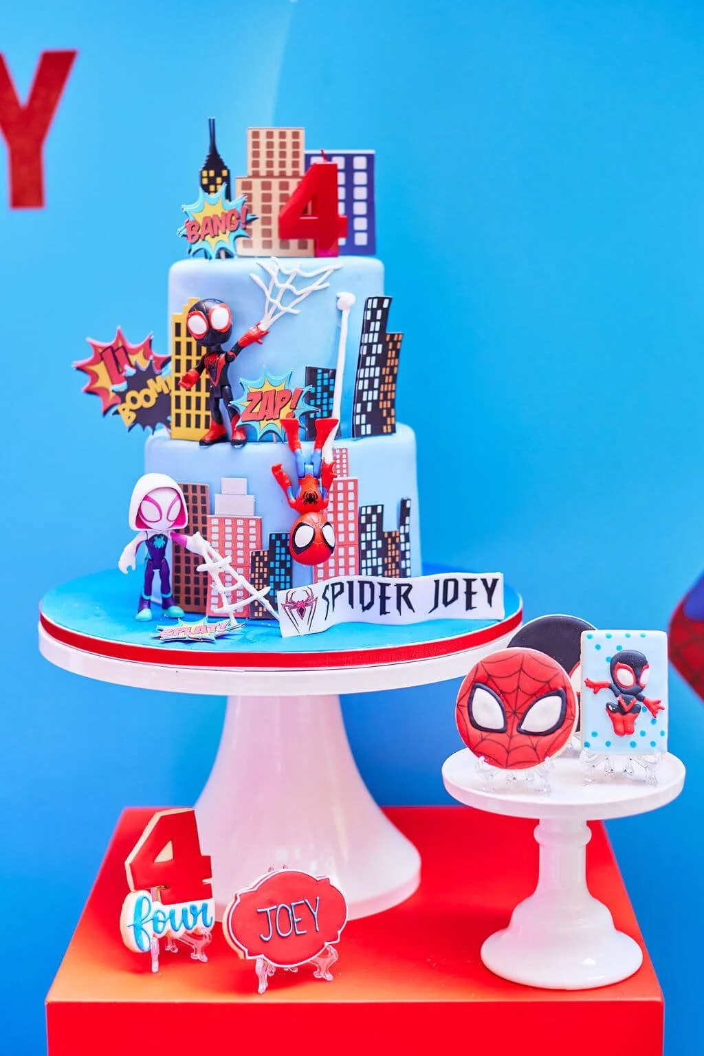 Spidy cake_.jpg